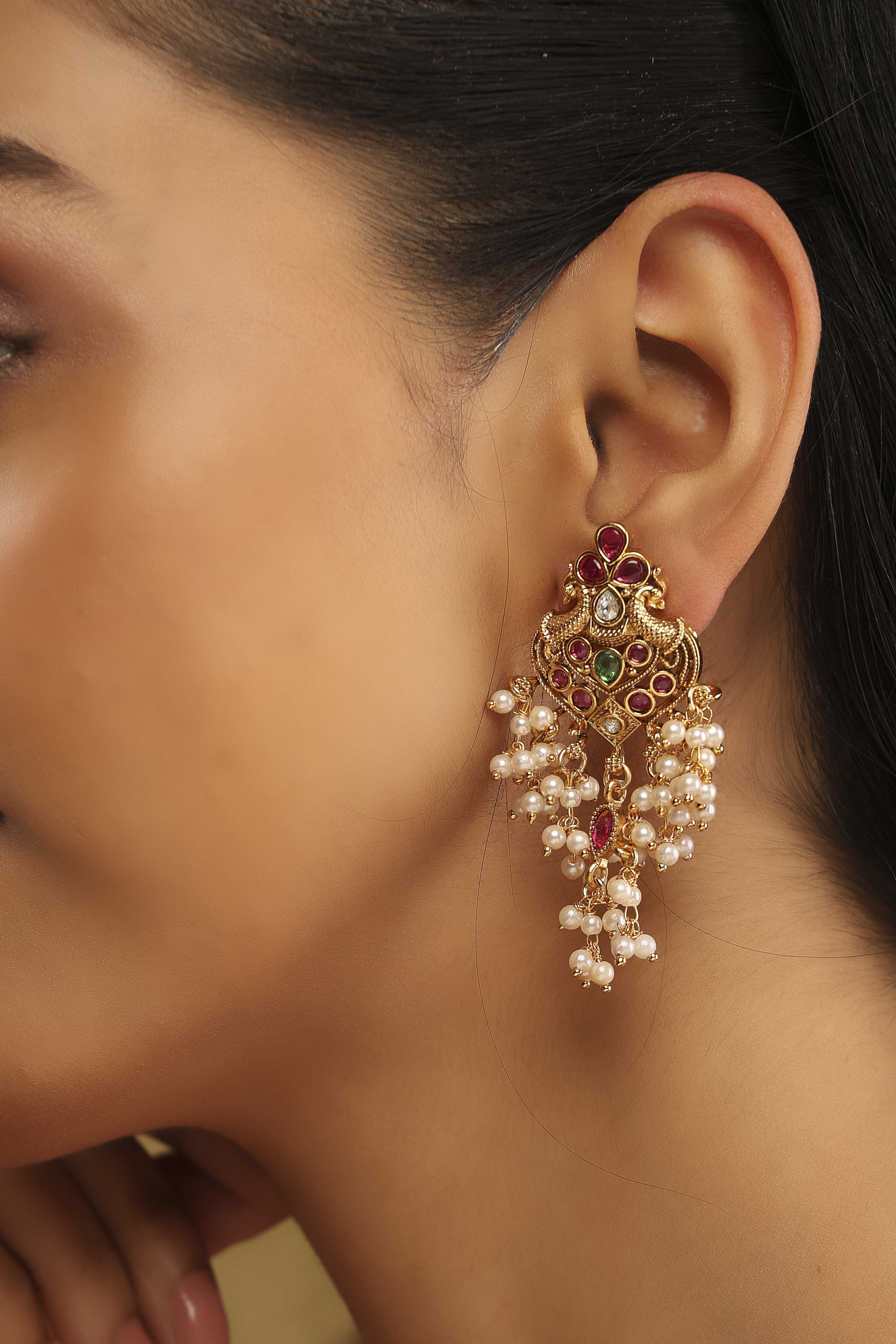 Multicolour Textured Earrings image number 1