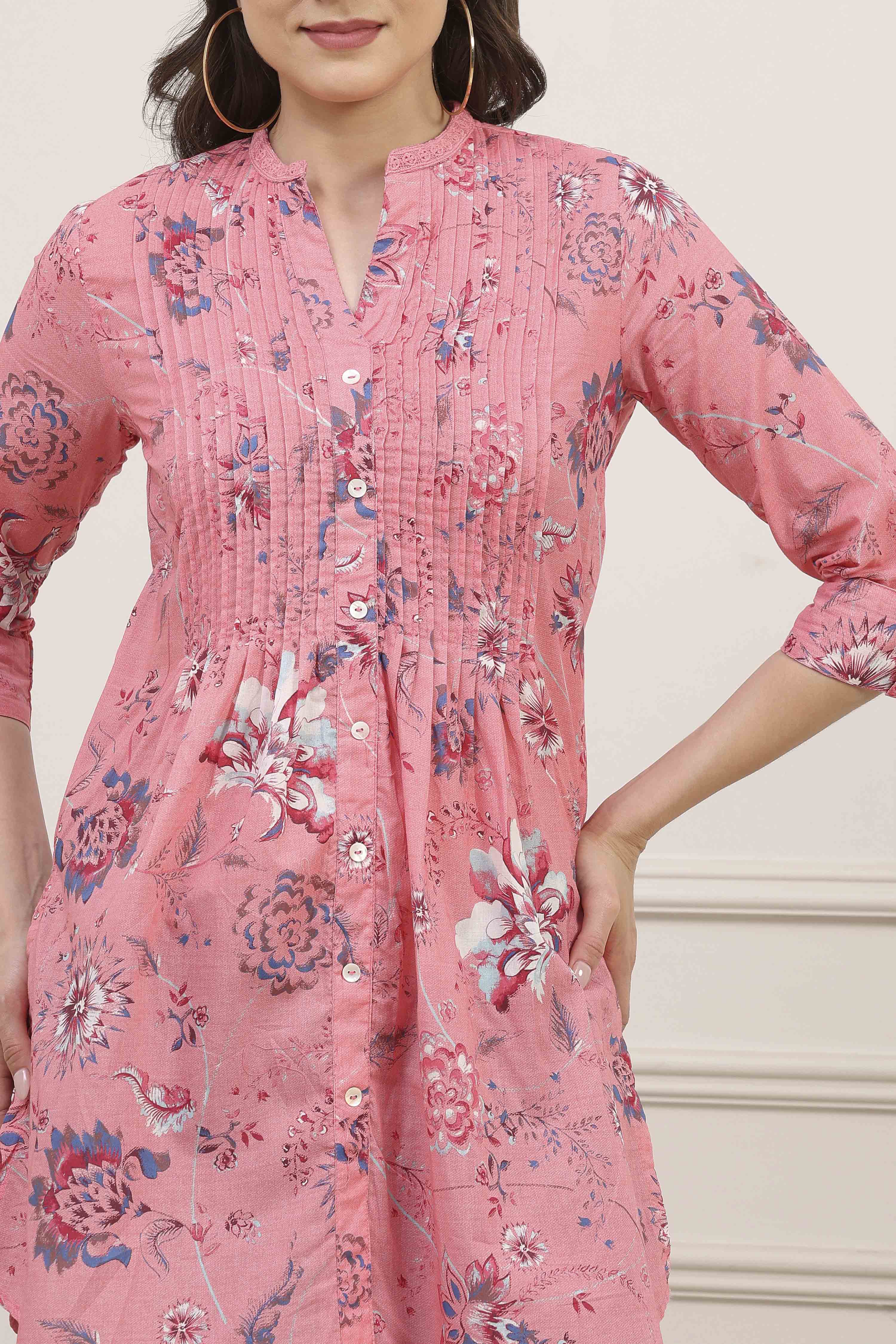 Green Cotton Printed Straight Kurti image number 1