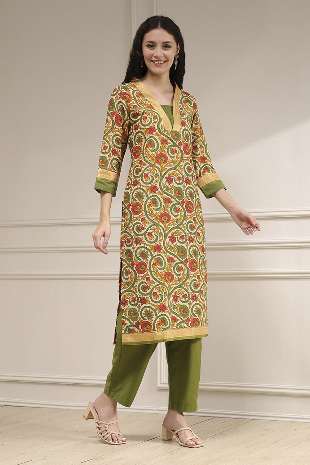 Green Tussar Digital Print Unstitched Suit Set image number 6
