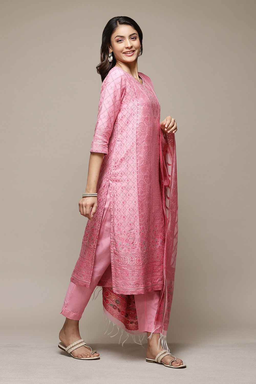 Olive Green Cotton Blend Straight Yarndyed Kurta Suit Set image number 6