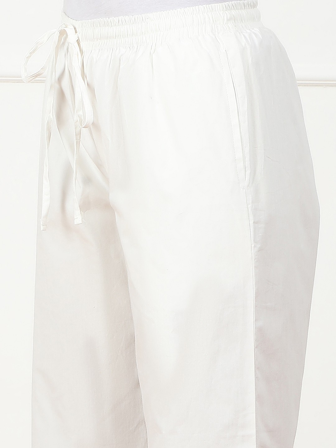 Black Cotton Solid Pants image number 1