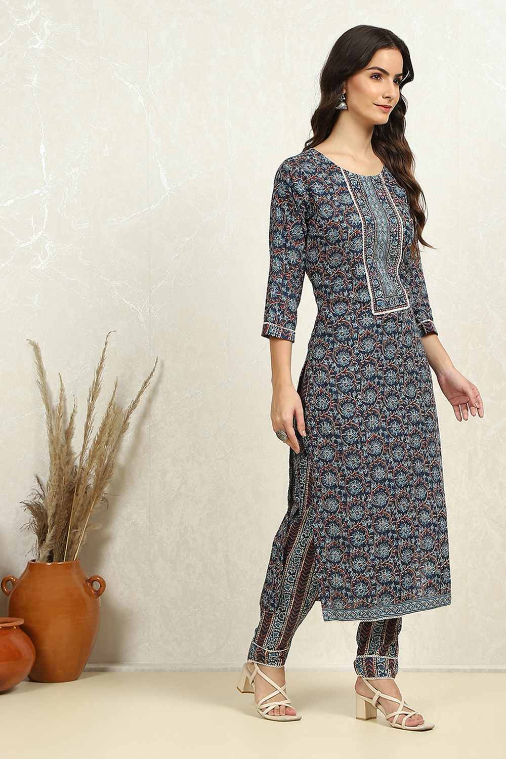 Green Cotton Floral Printed Unstitched Suit Set image number 6