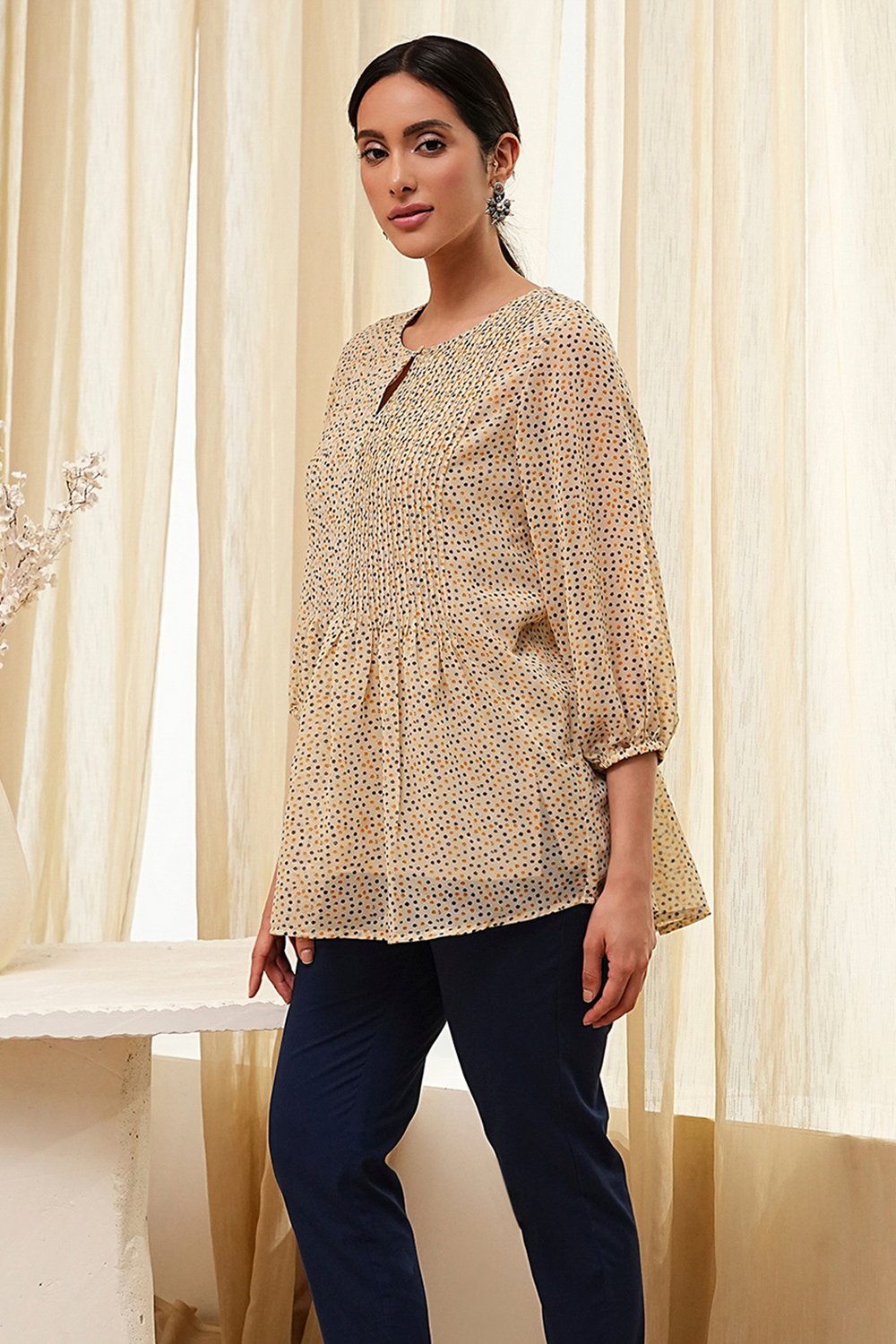 Beige Straight Kurta image number 2