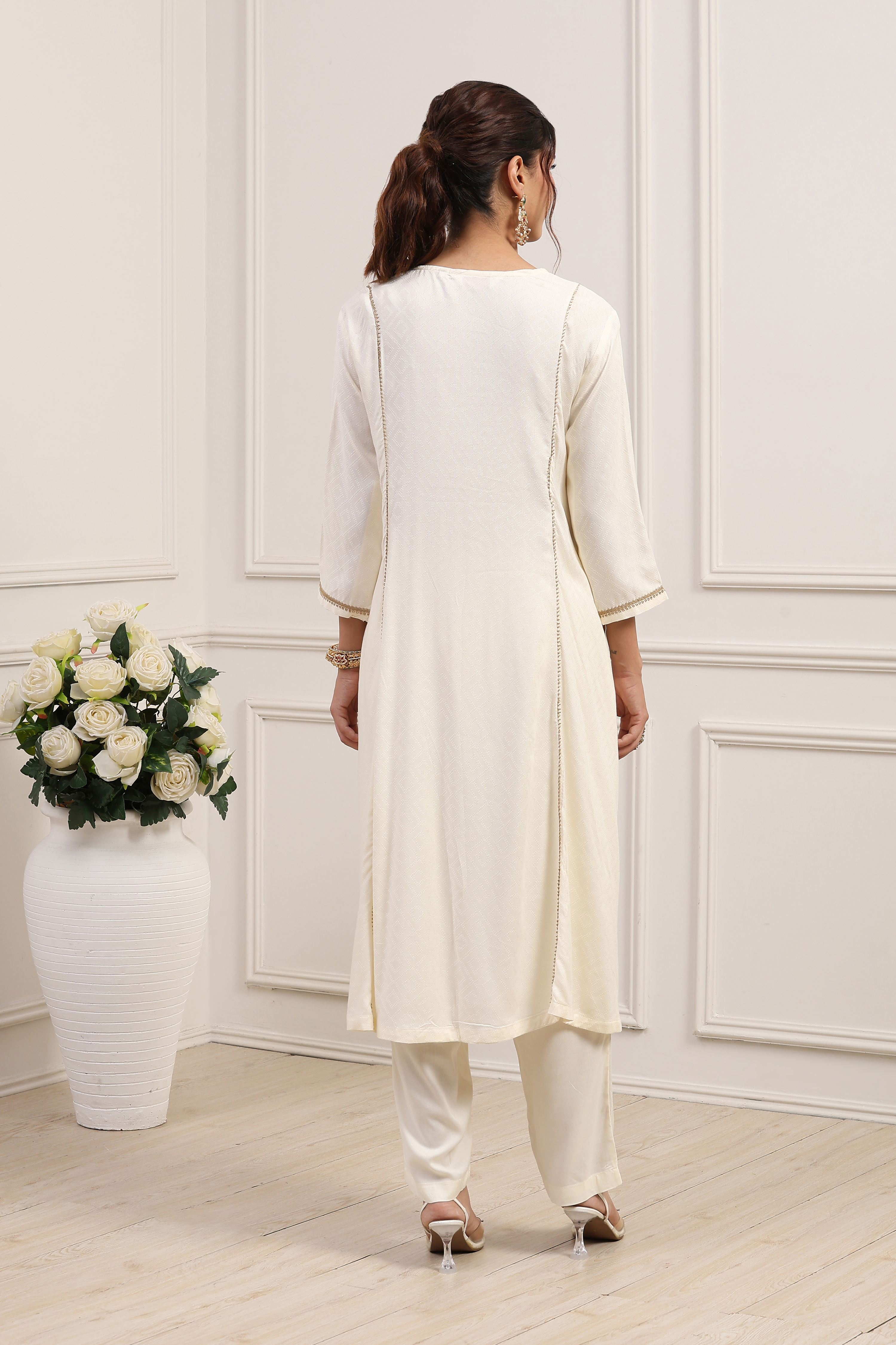White Viscose Rayon Yoke Design Kalidar Kurta Set image number 4