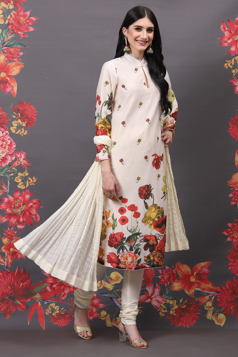 Off White Cotton Silk Straight Printed Suit Set image number 6