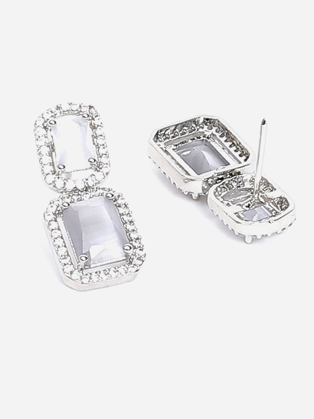 Grey Earrings image number 3
