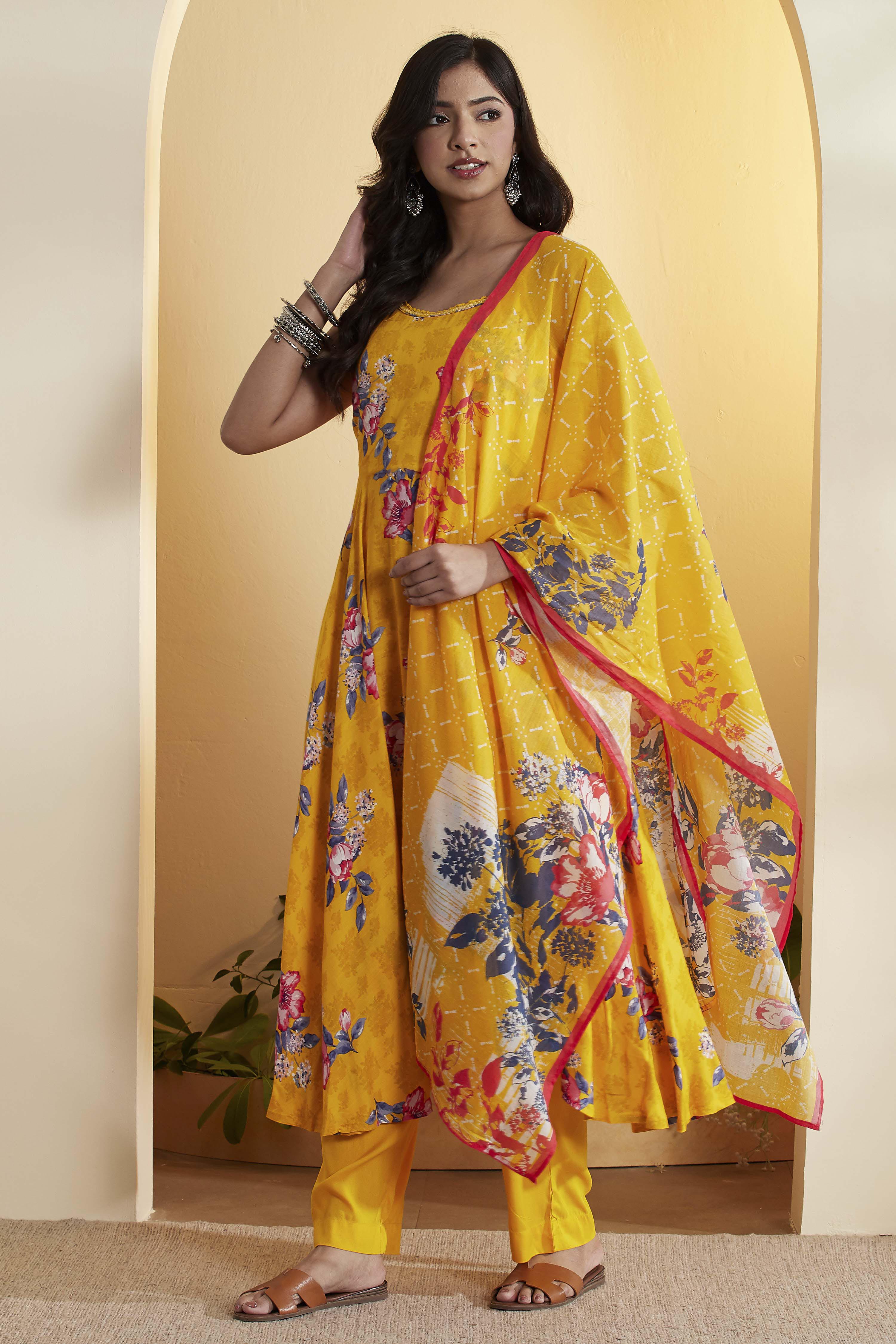Green Viscose Rayon Straight Fusion Set image number 3