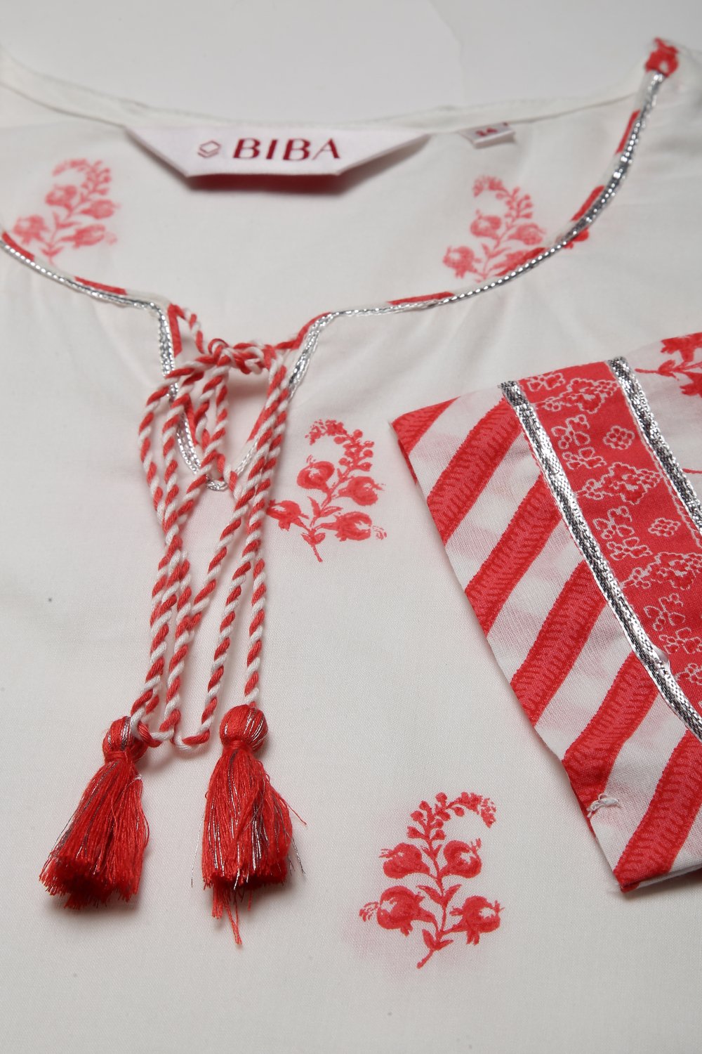 White And Coral Cotton A-Line Printed Kurta image number 1