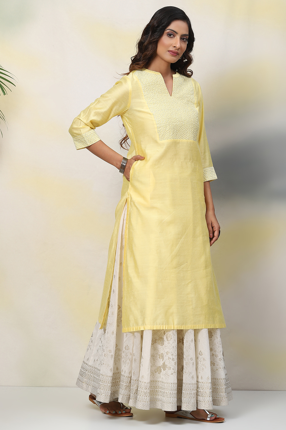 Yellow Straight Nylon Viscose Kurta image number 3