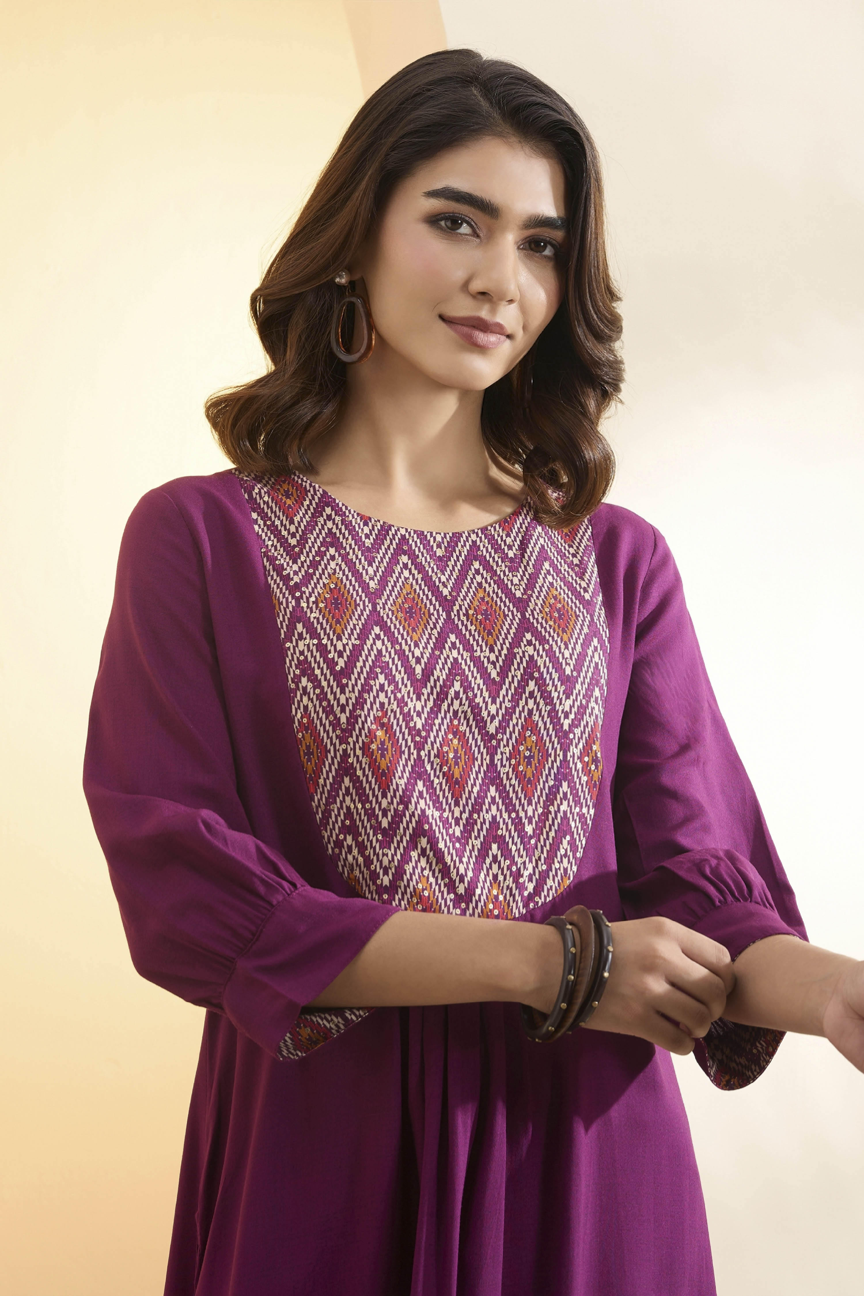 Mustard Viscose Rayon Straight Kurta image number 1