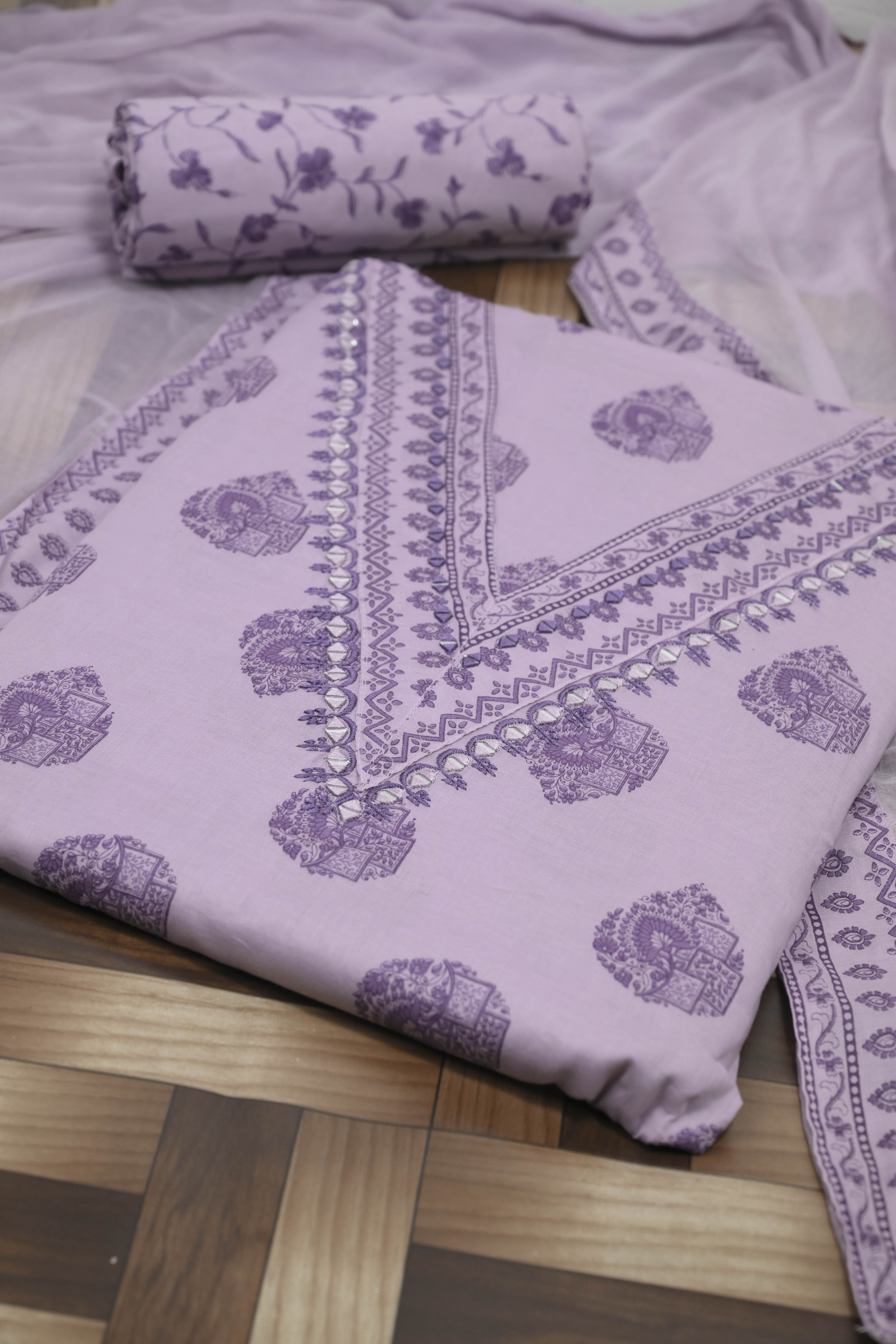 Pastel Cotton Printed Unstitched Suit Set image number 0