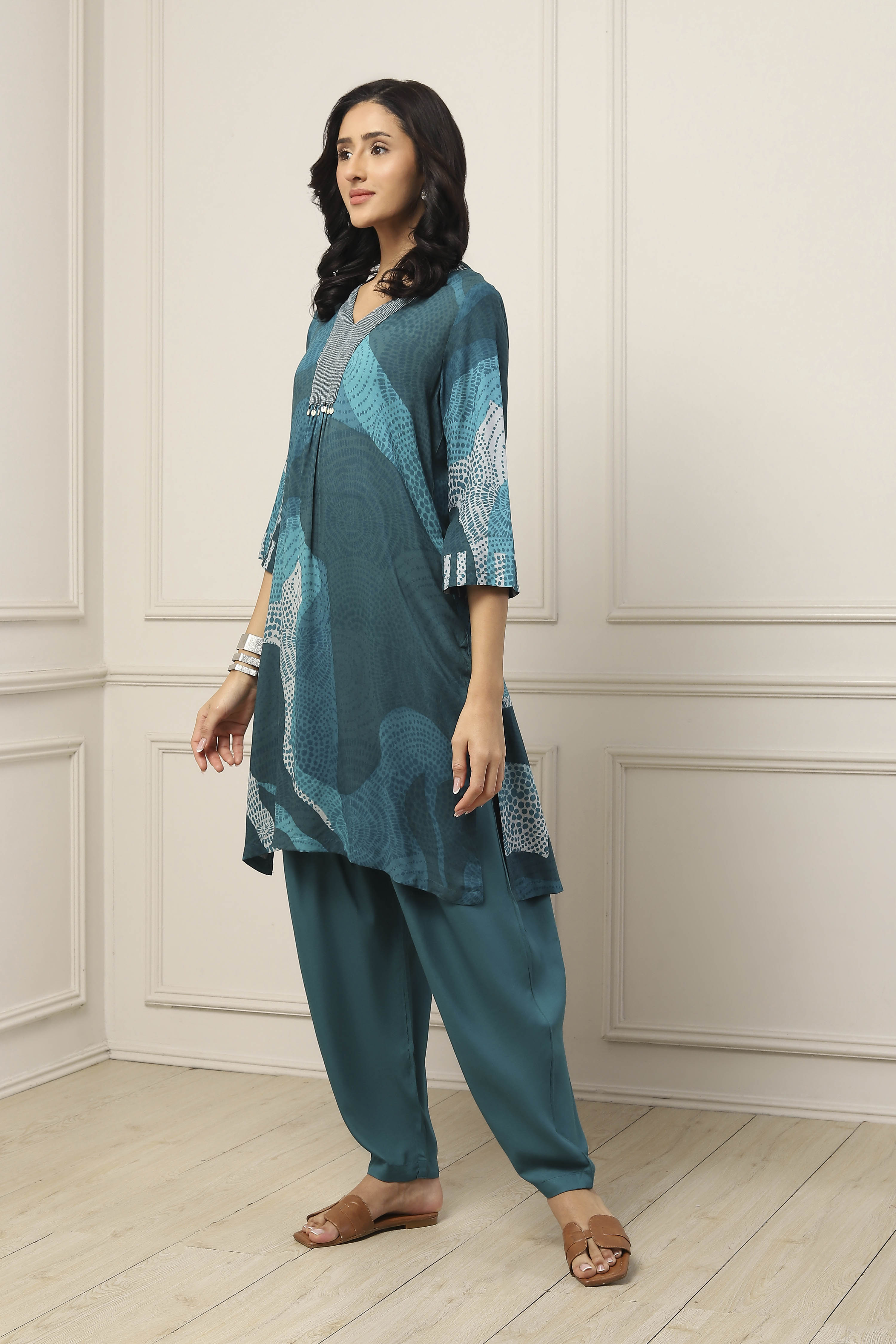 Teal Viscose Rayon Abstract Printed Straight Suit Set image number 3