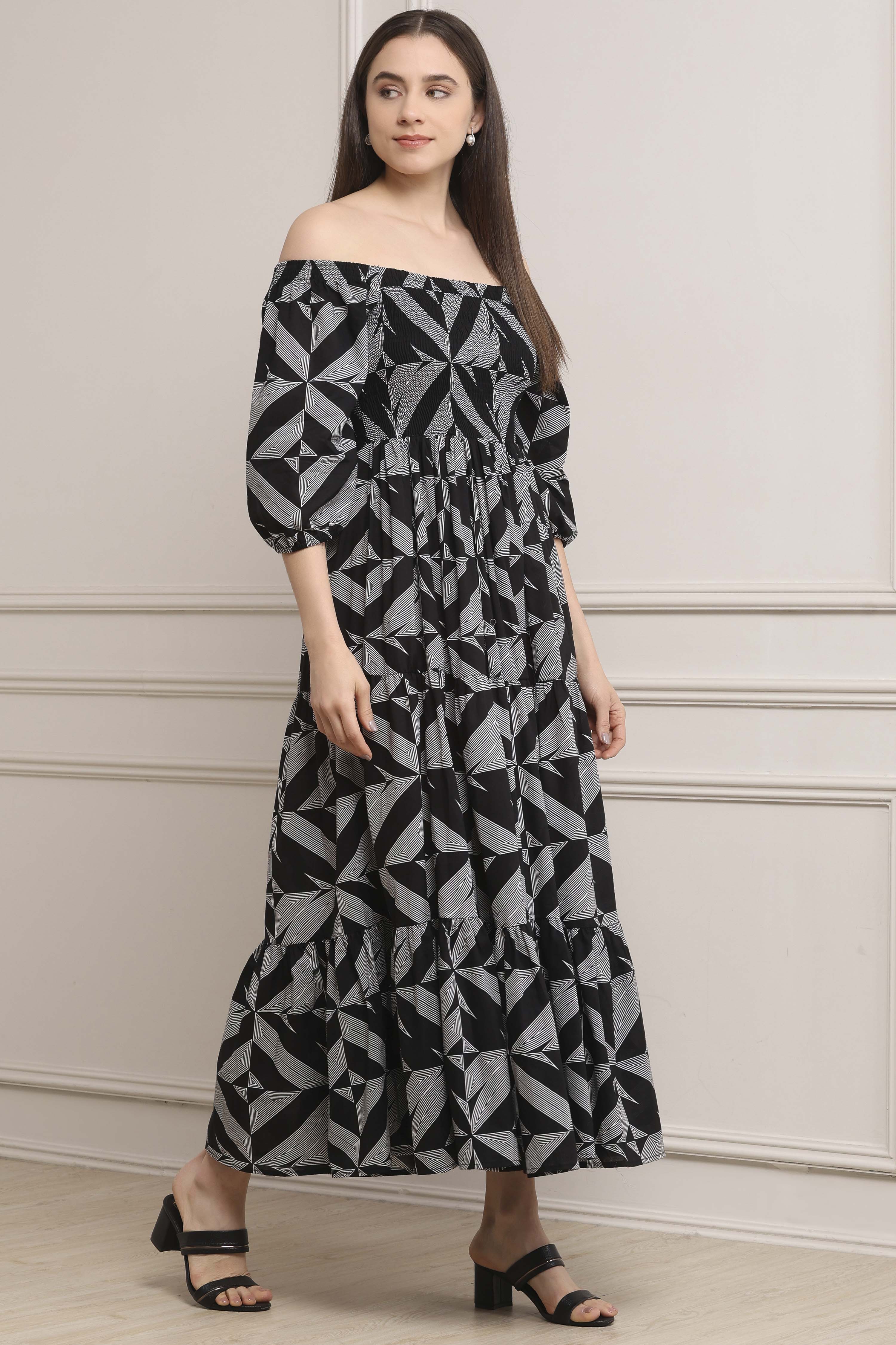 Black Cotton Tiered Dress image number 4