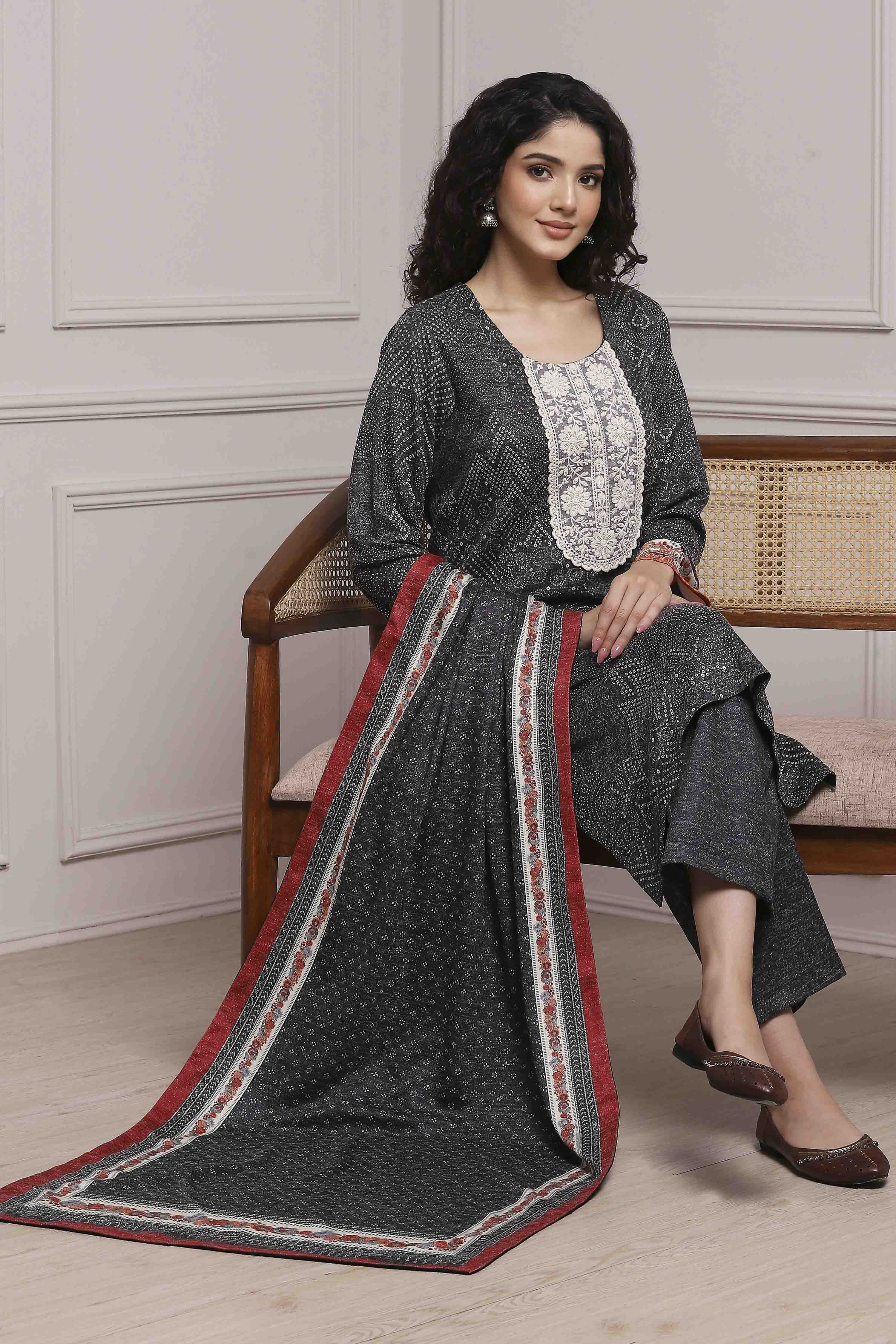 Black Blended Straight Printed Suit Set image number 0