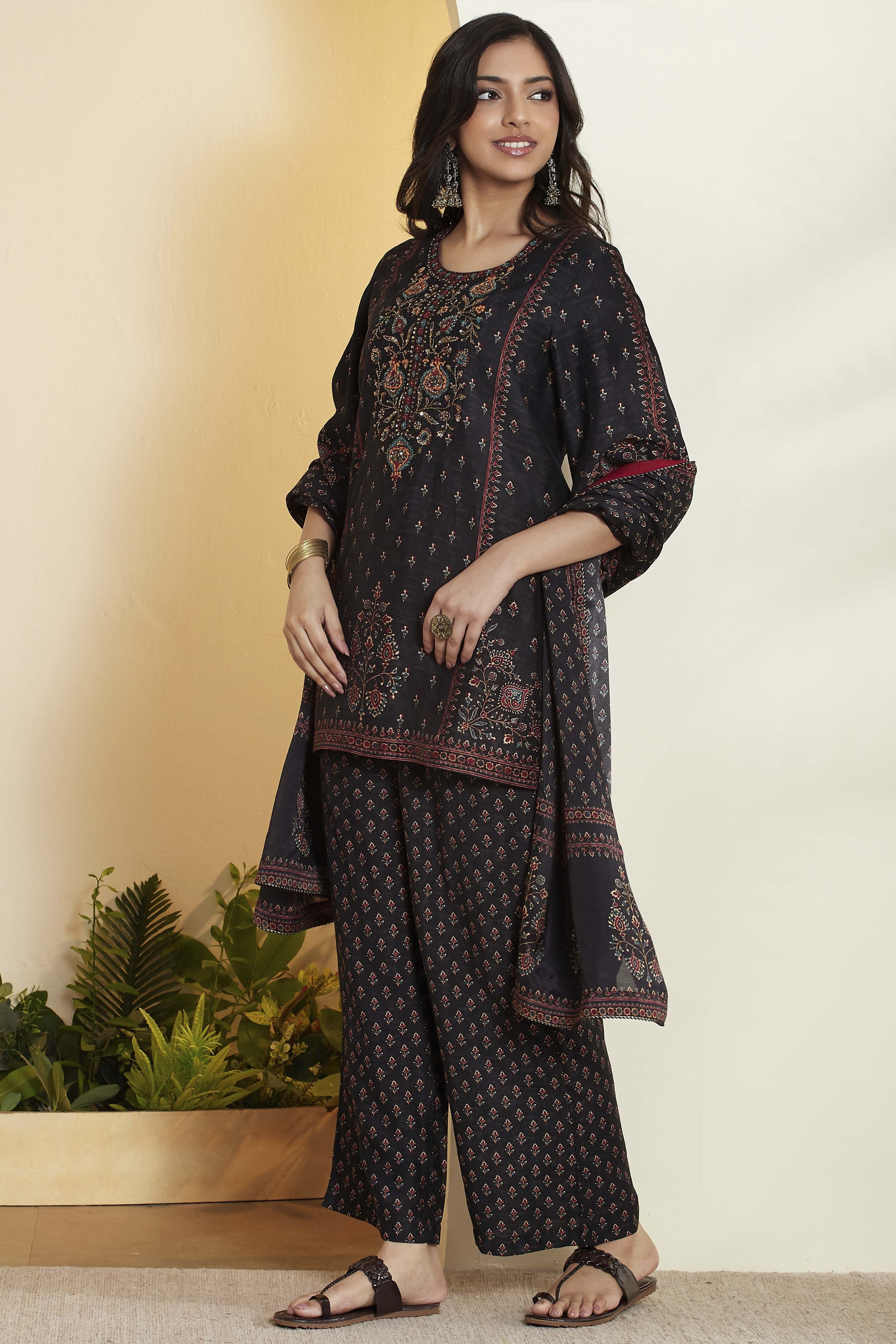 Black Viscose Blend Printed Straight Kurta Set image number 4