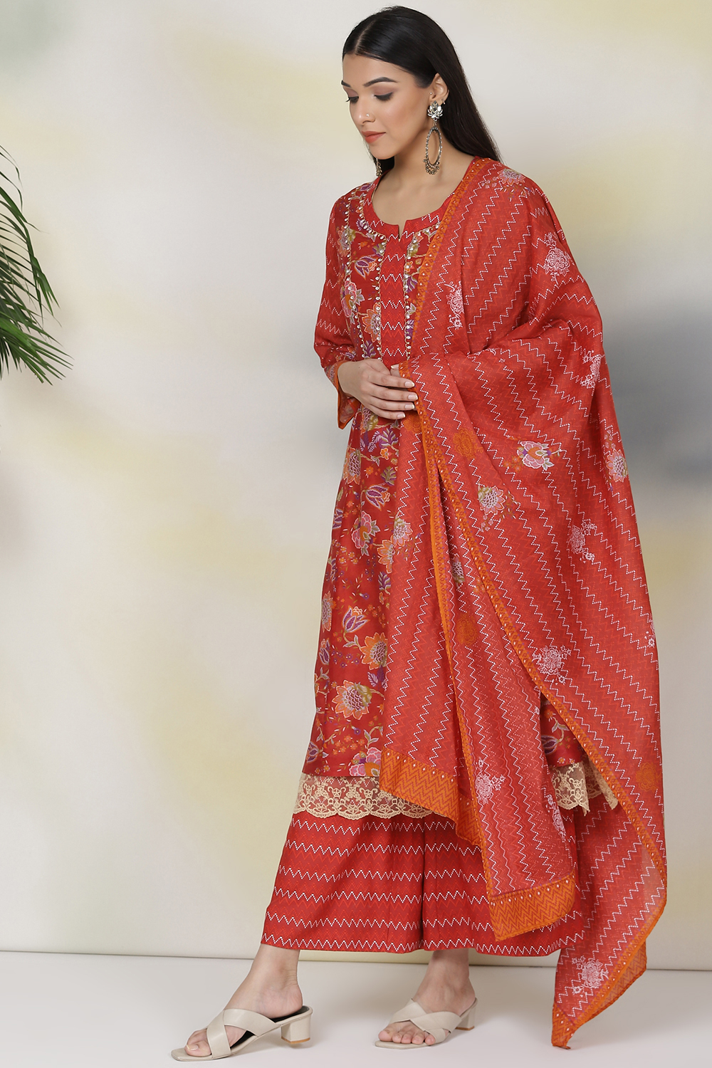 Yellow Cotton Silk Double Layered Kurta Flared Palazzo Suit Set image number 5