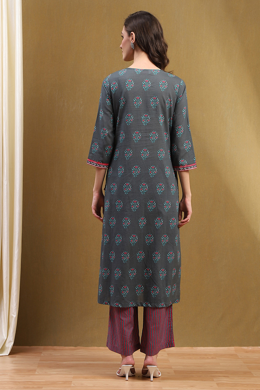 Teal Cotton Printed Straight Suit Set image number 4