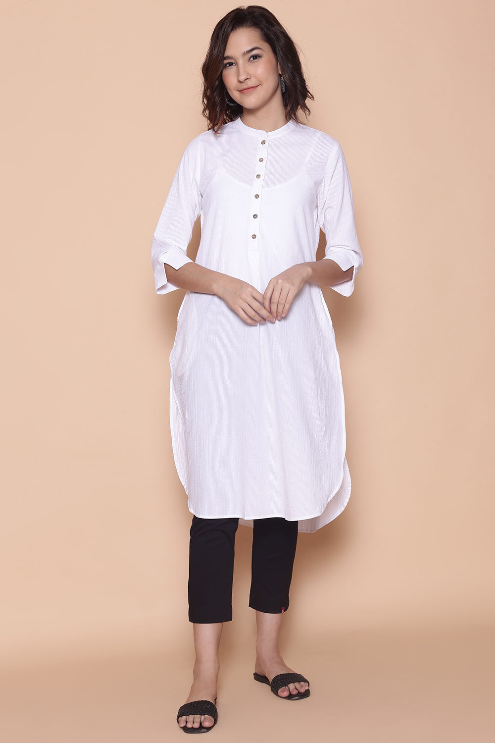 White Cotton Yarndyed Kurta image number 2