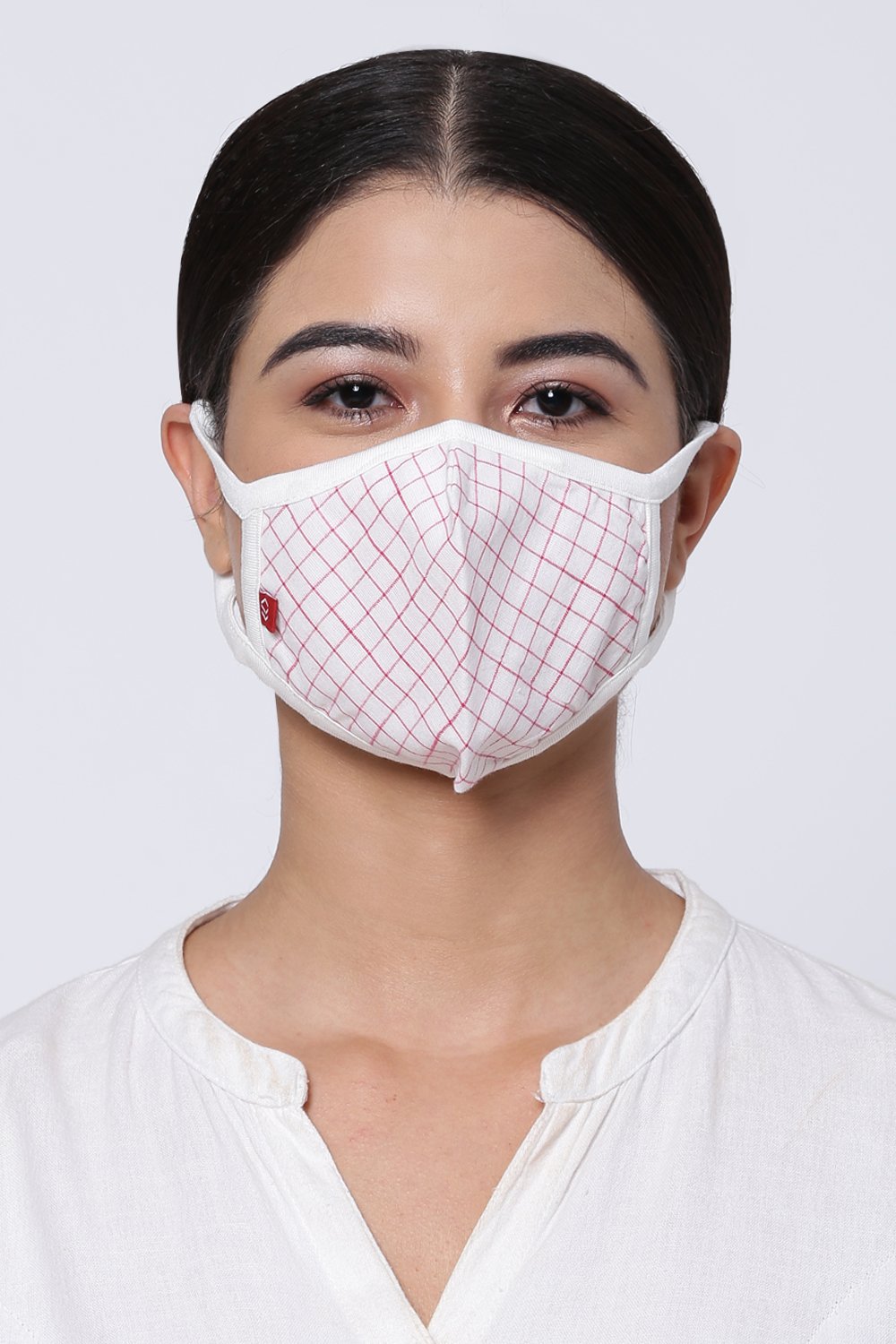 White Cotton Yarndyed Face Mask image number 0