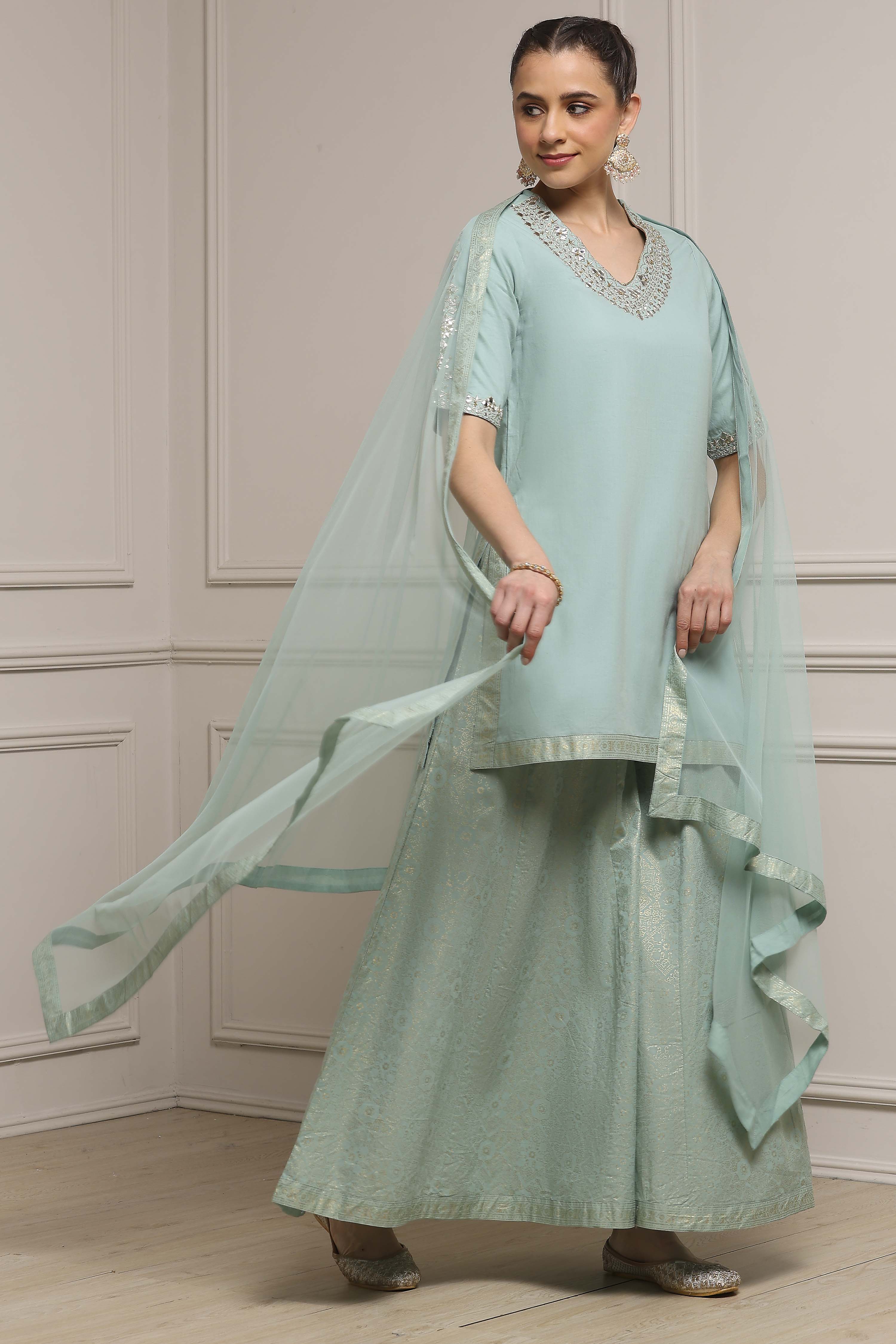 Light Green Cotton Straight Dyed Suit Set image number 0