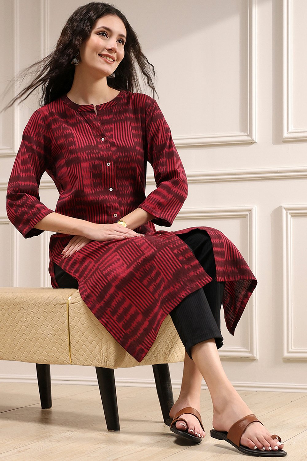 Maroon Cotton Ikat Straight Kurta image number 0