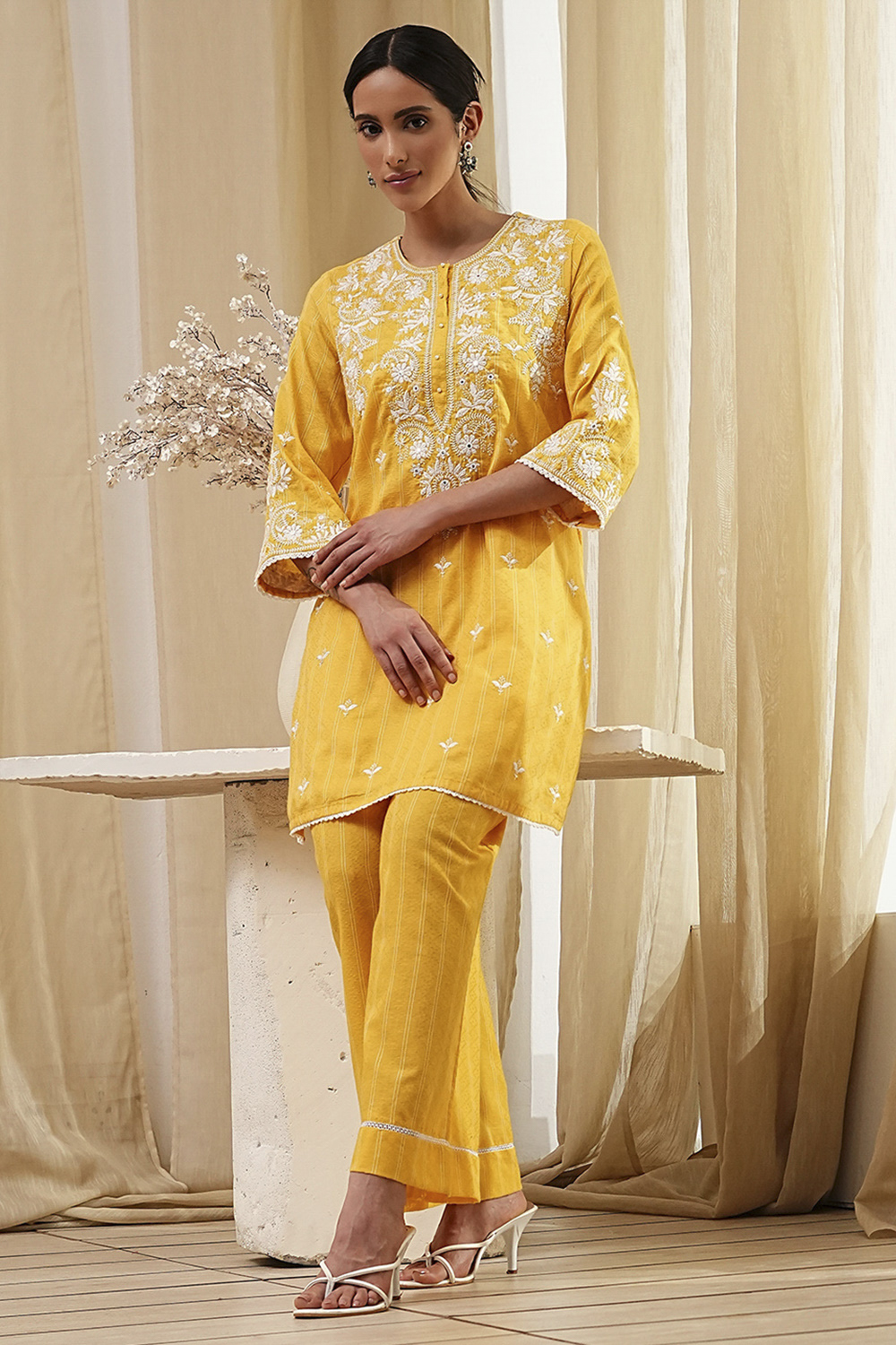Blue Cotton Embroidered Straight Kurta Set image number 0