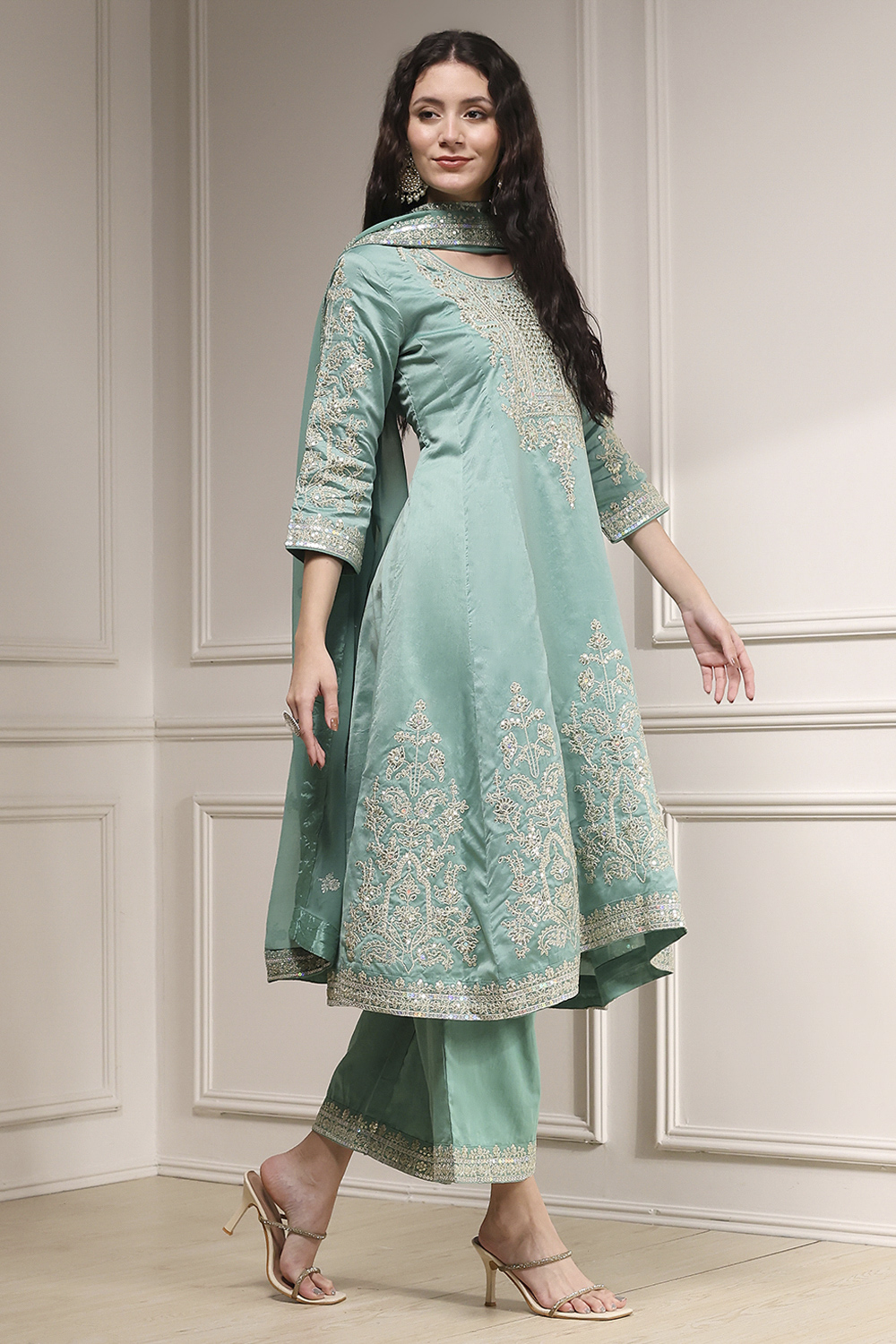 Off White Cotton Silk Anarkali Suit Set image number 5