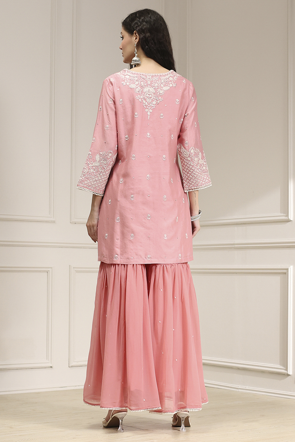 Light Pink Cotton Silk Embroidered Straight Suit Set image number 4
