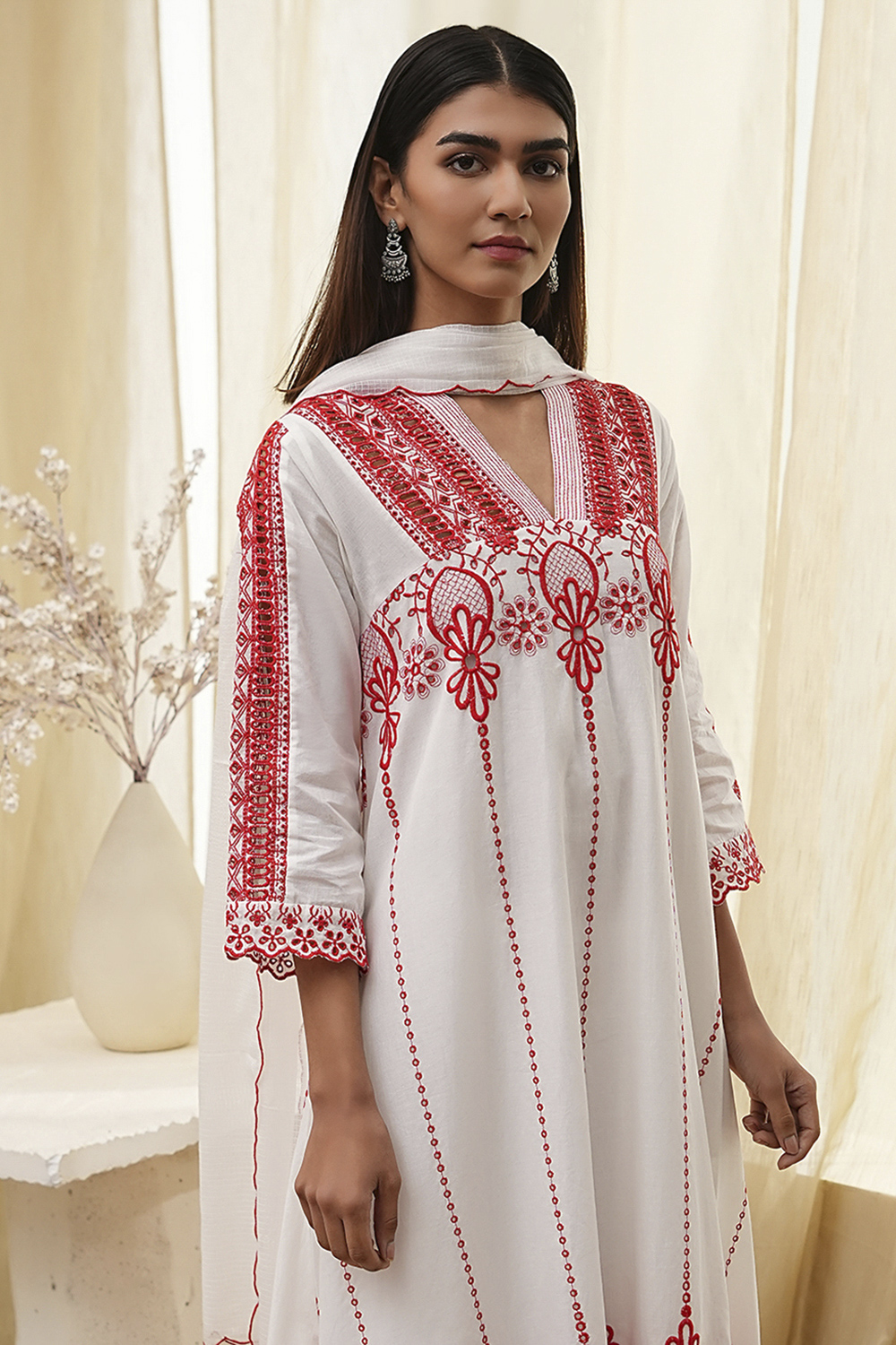 White and Red Cotton Asymmetric Suit Set image number 1
