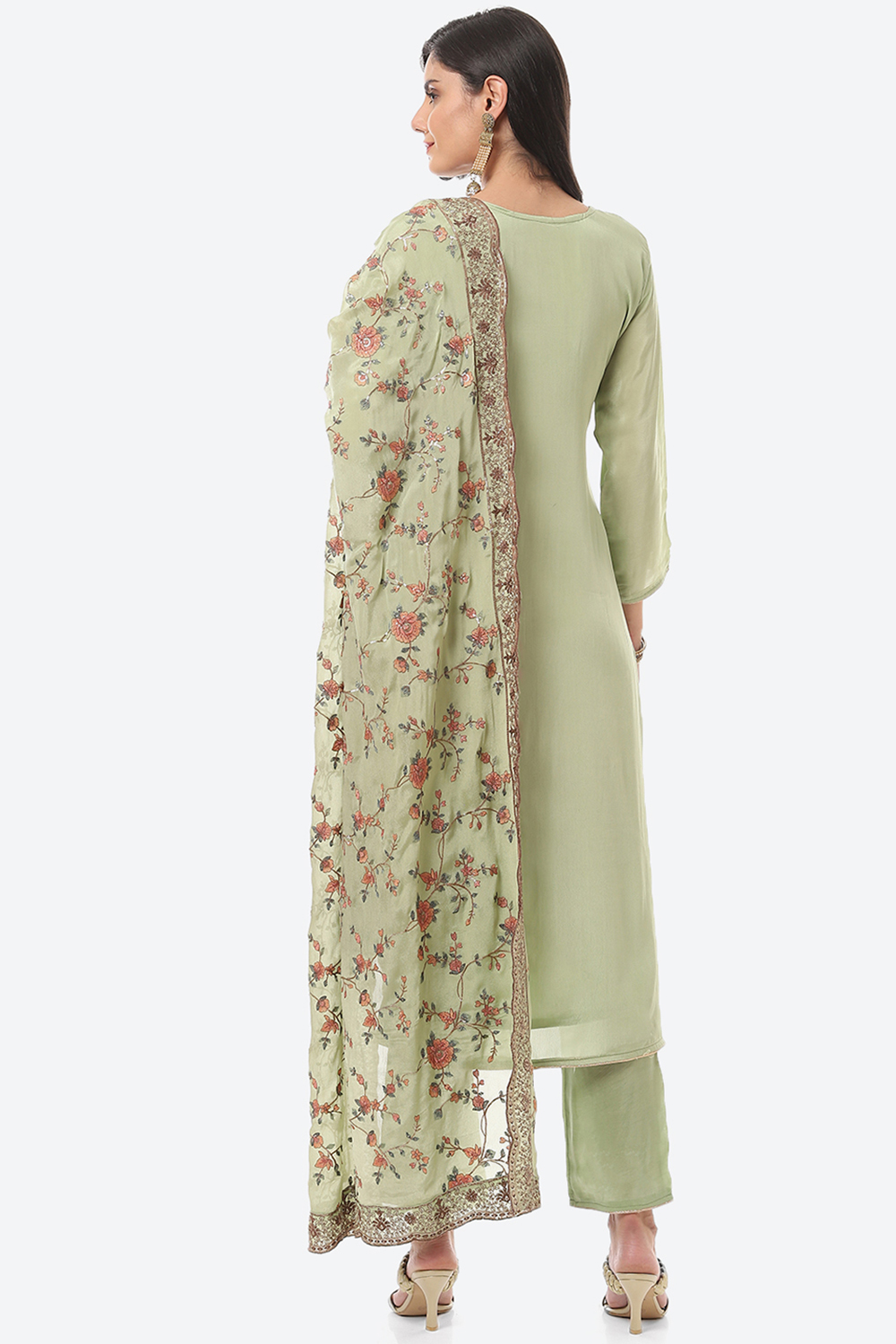 Green Crepe Unstitched Suit Set image number 4