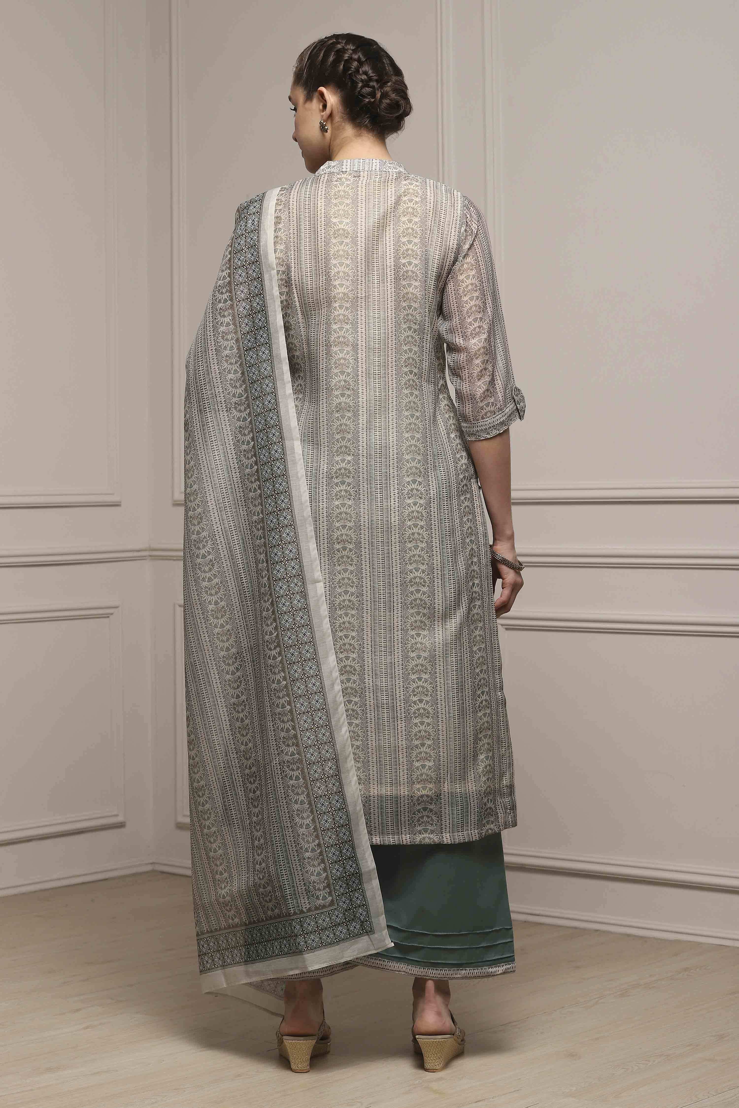 Green Silk Blend Printed Embroidered Unstitched Suit Set image number 5