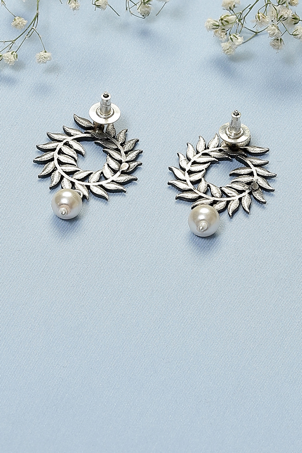 Silver Oxidised Studs image number 2