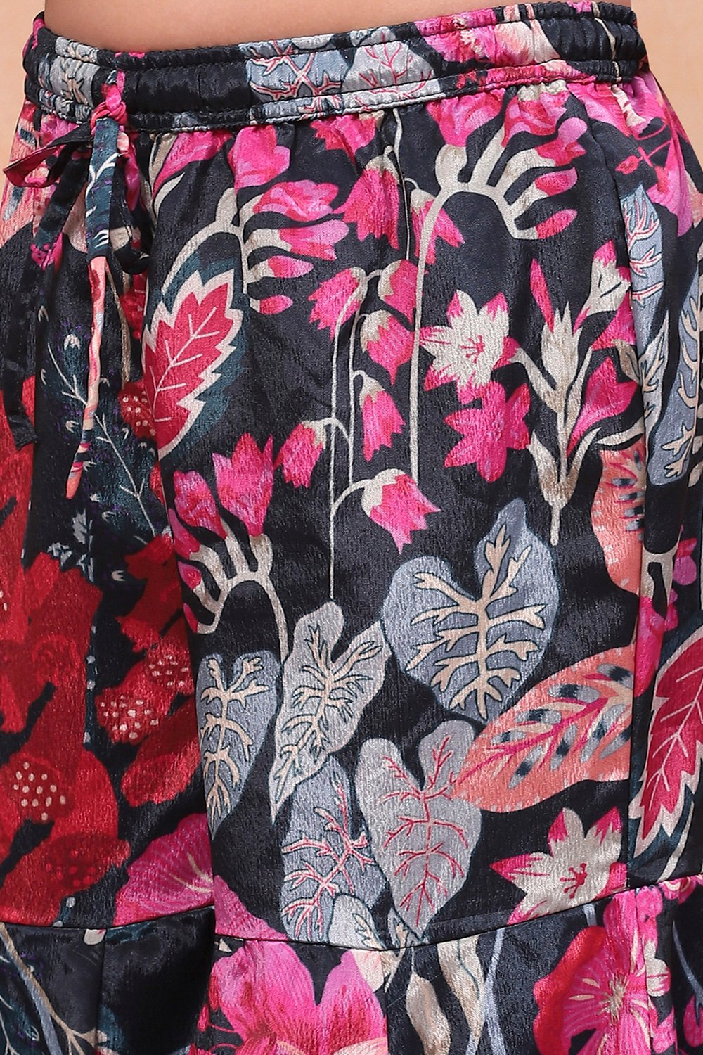 Blue Poly Chinnon Floral Printed Gathered Suit Set image number 2