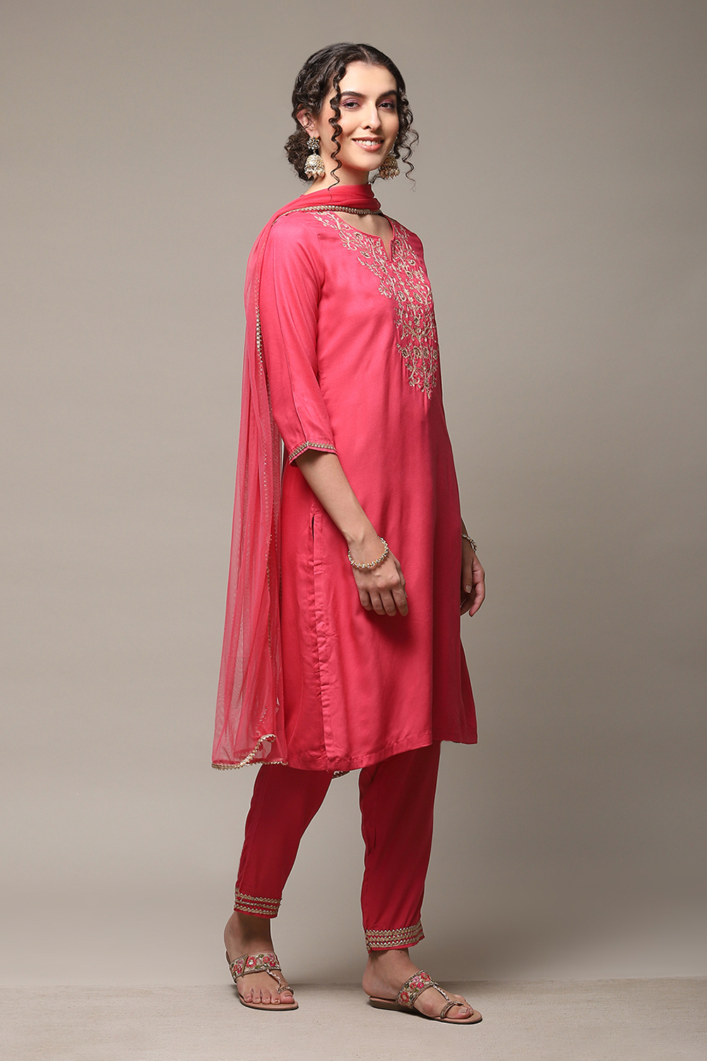Lime Green Rayon Straight Kurta Regular Pant Suit Set image number 6