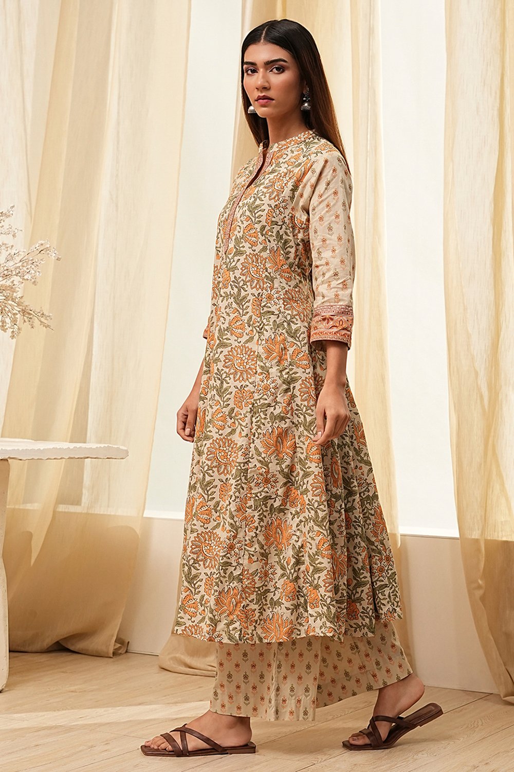 Beige Pure Cotton Floral Kalidar Kurta Set image number 3