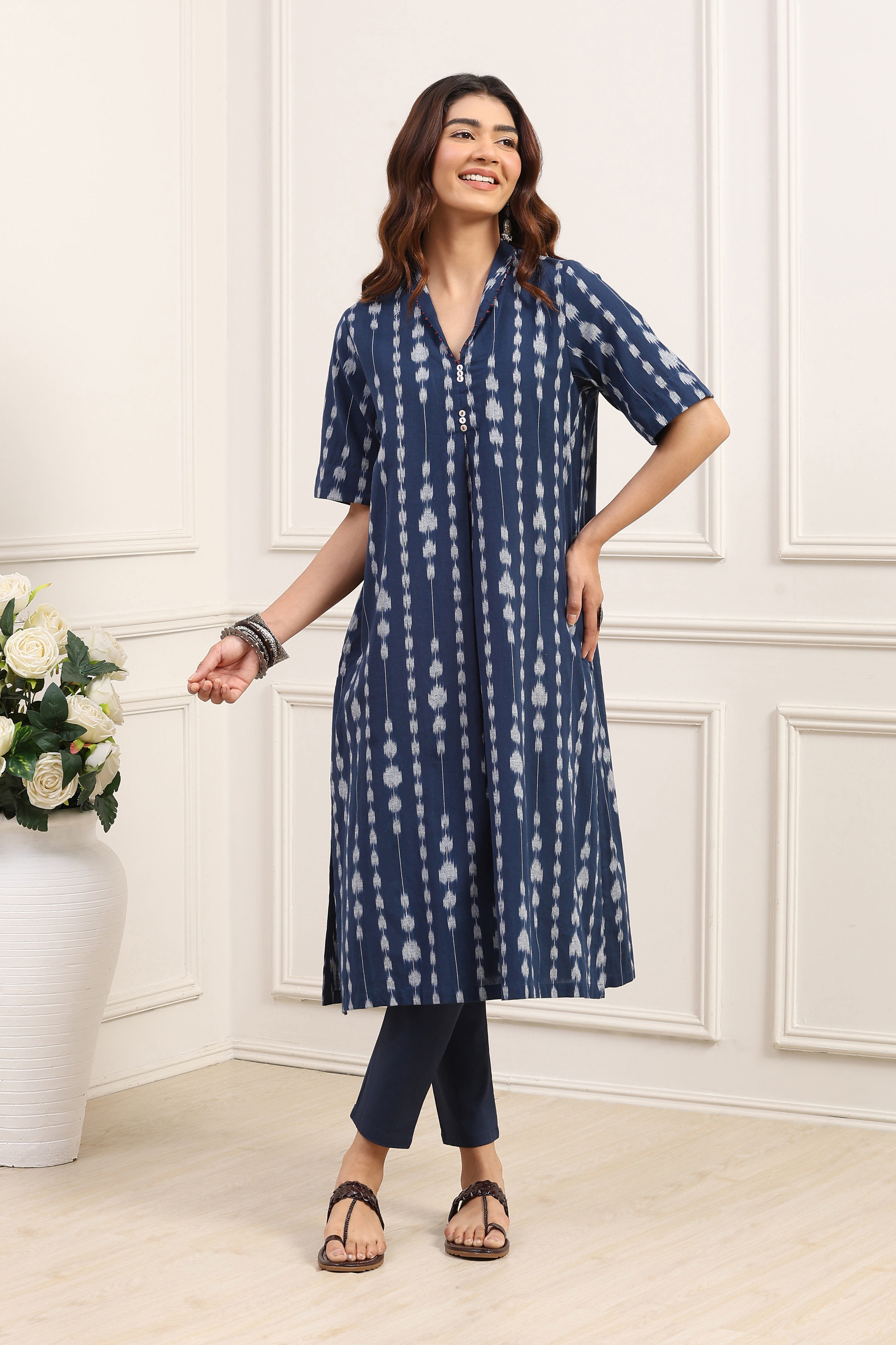 Blue Cotton A Line Kurta image number 5