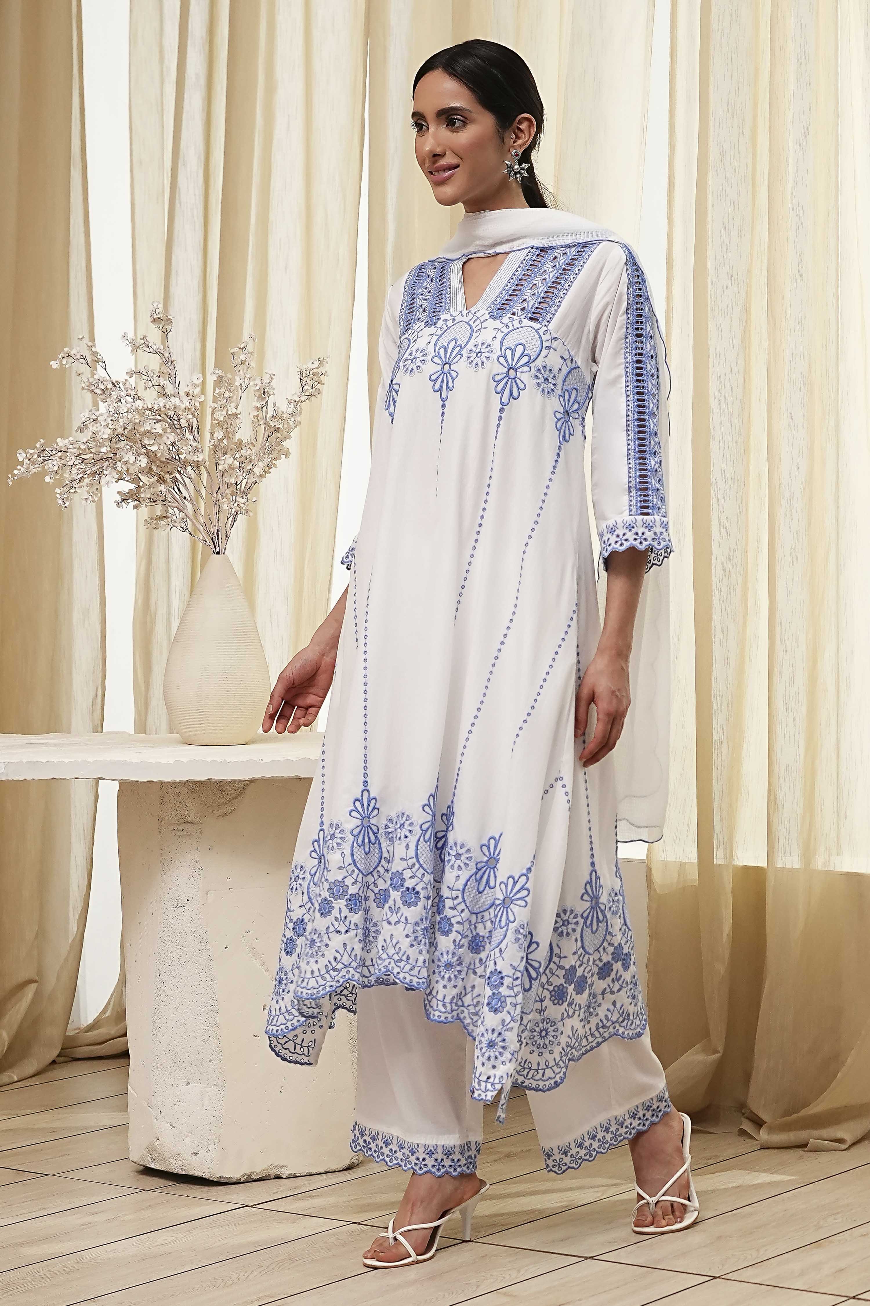 White and Red Cotton Asymmetric Suit Set image number 3