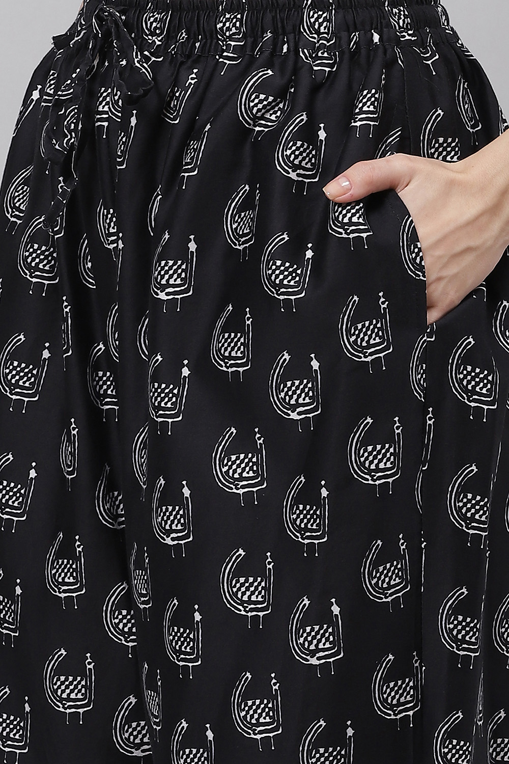Black Straight Cotton Three Piece Printed Sleepwear Set image number 2