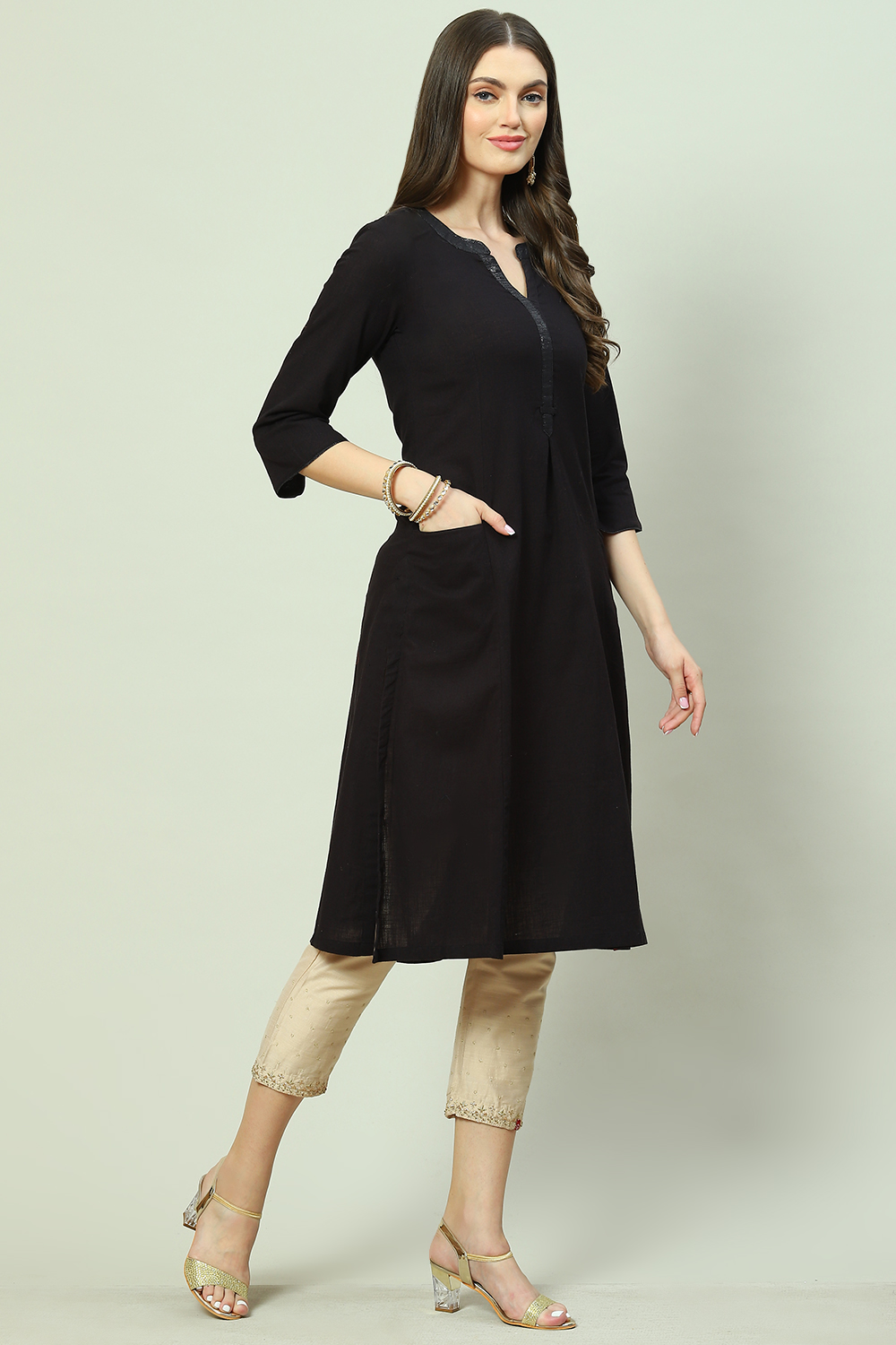 Blue Cotton Solid Kurti image number 3