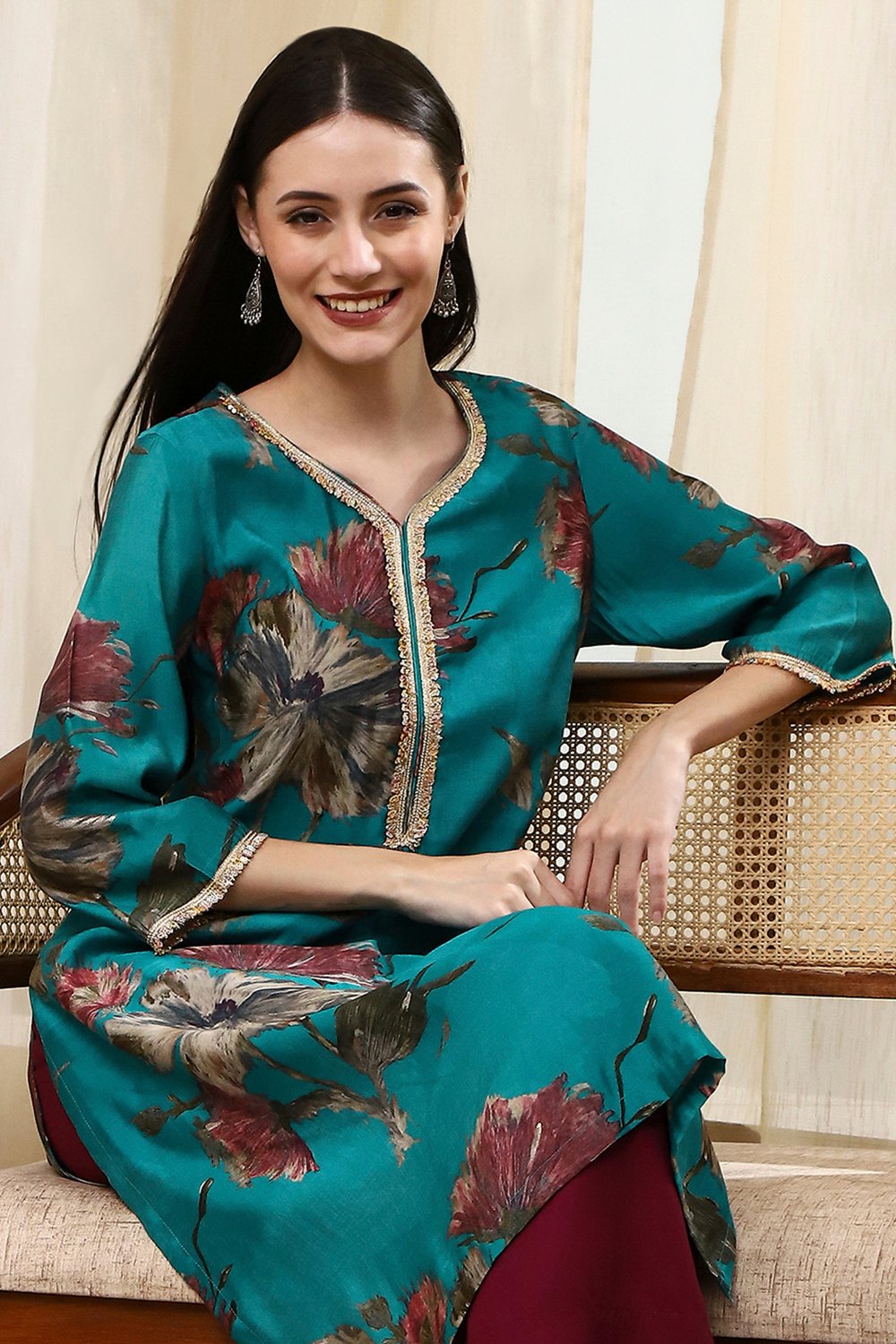 Blue Floral Printed Straight Kurta image number 0