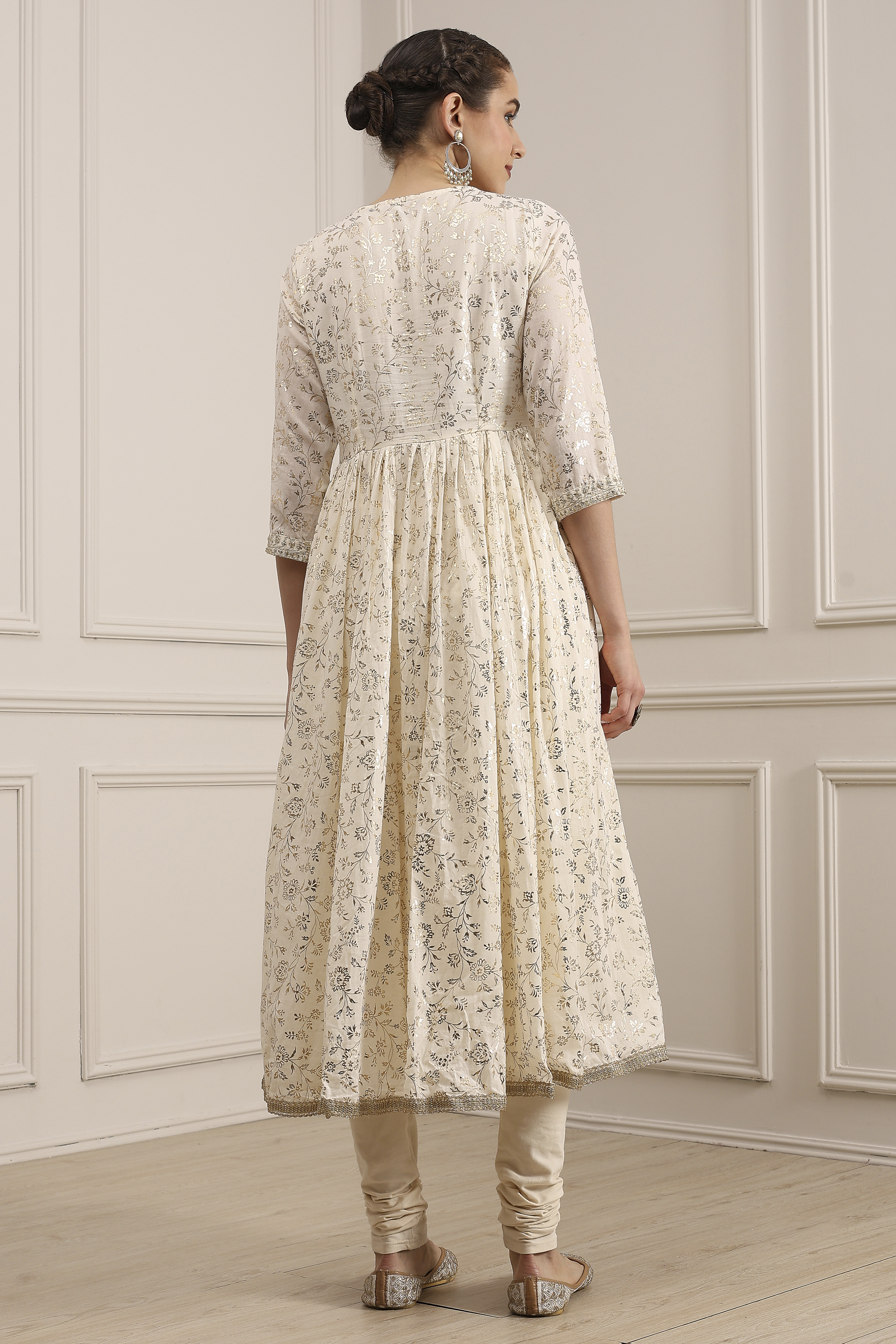 Off-White Cotton Foil Printed Anarkali Suit Set image number 3