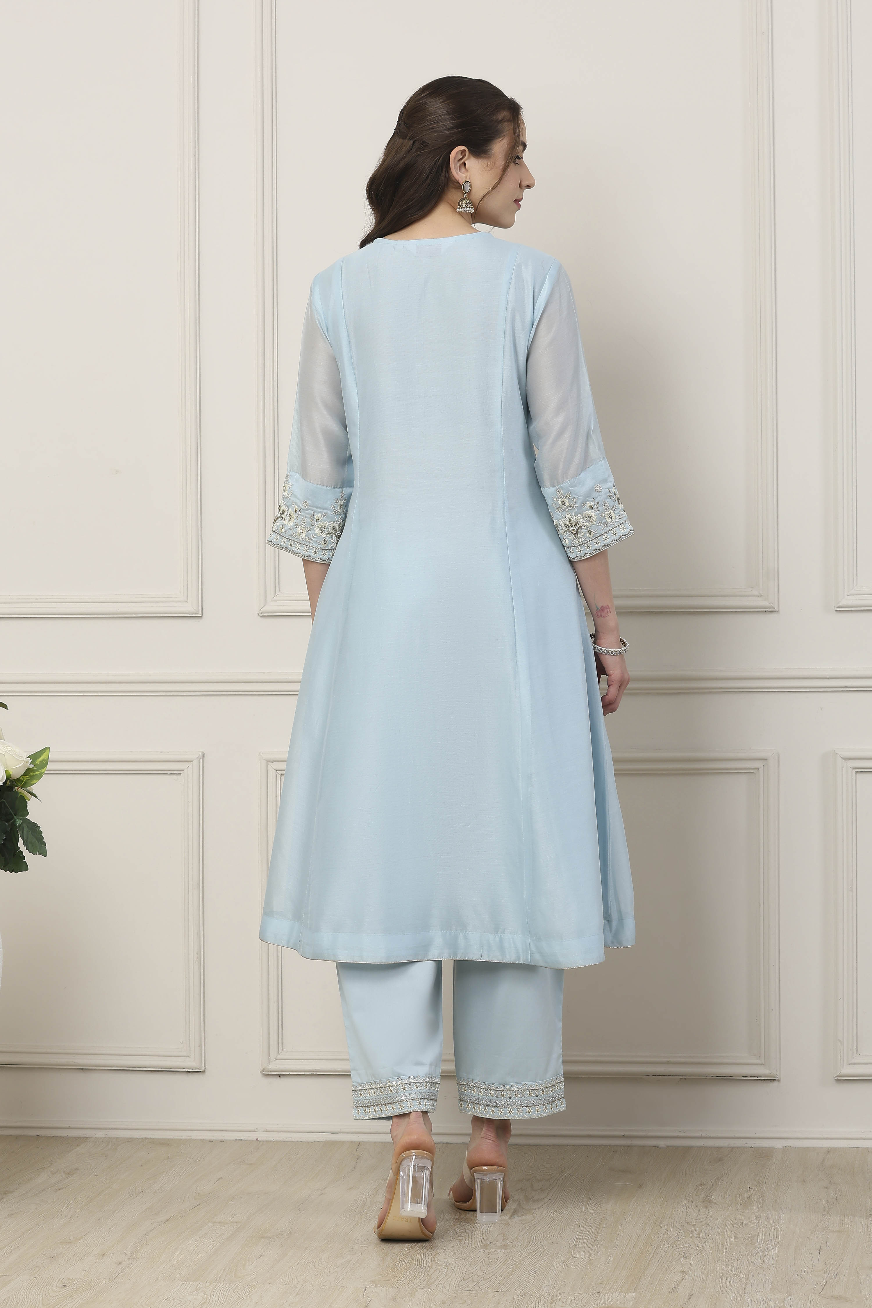 Blue Silk Chanderi Yoke Embroidered Kalidar Suit Set image number 4