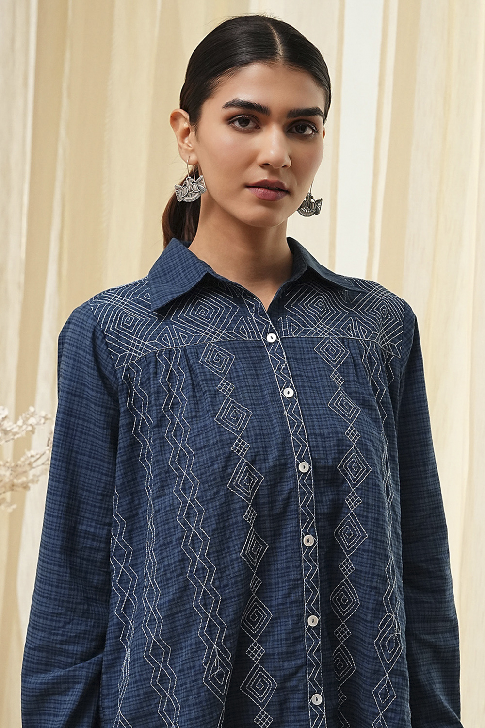 Blue Cotton Blend High-Low Straight Shirt image number 1