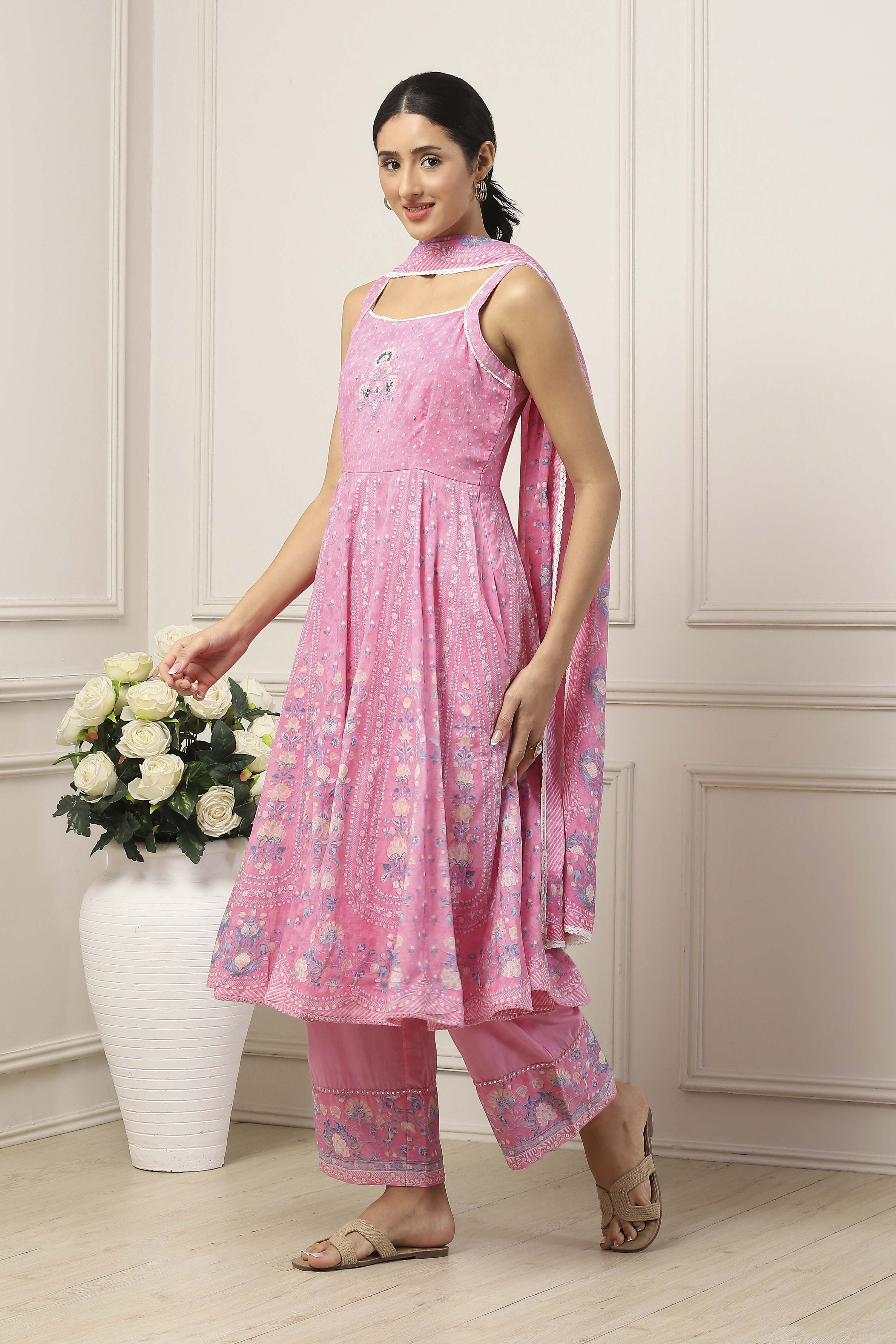 Pink Cotton Floral Printed Kalidar Suit Set image number 2