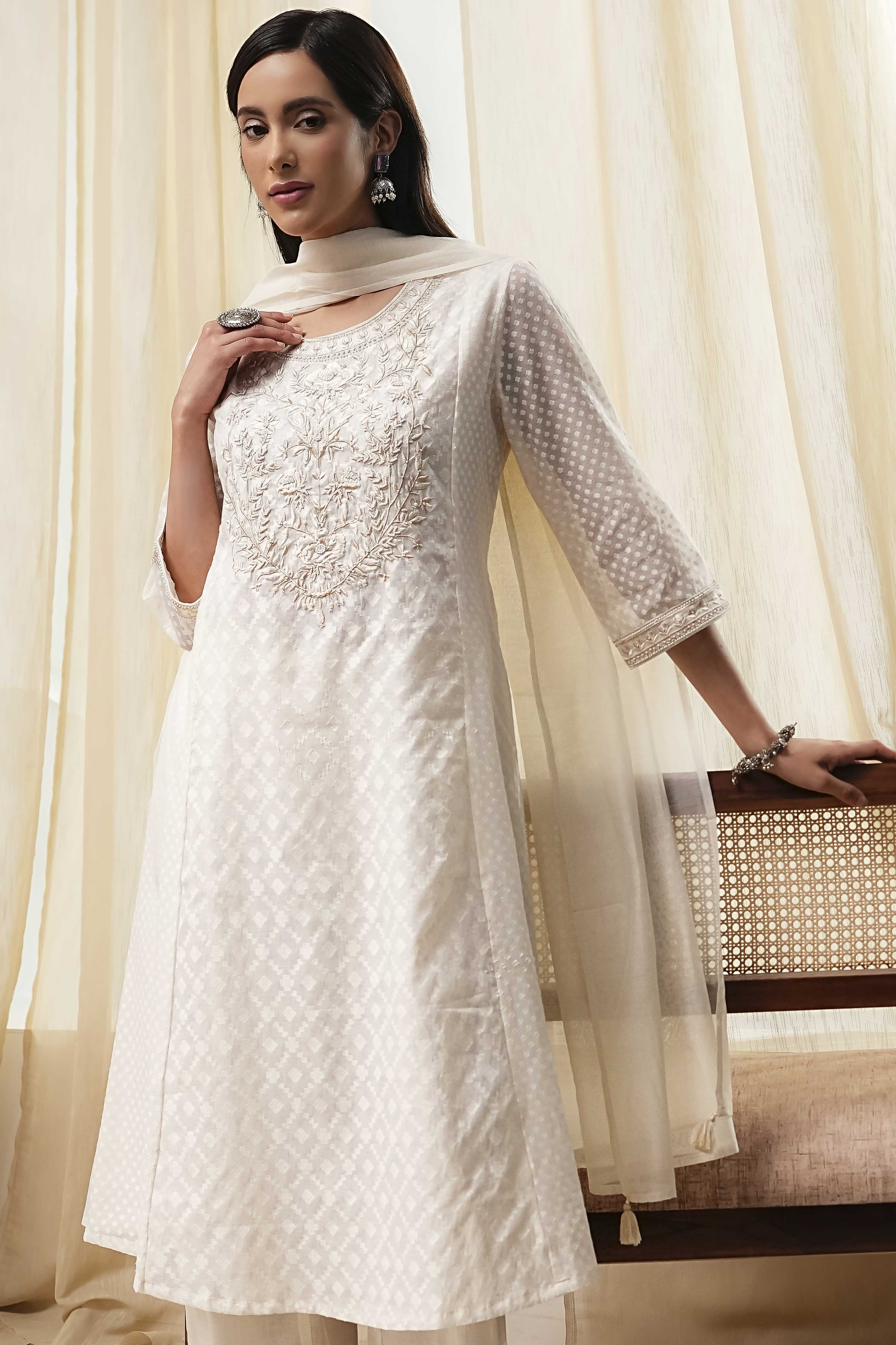 Off-White Embroidered Kalidar Suit Set image number 7