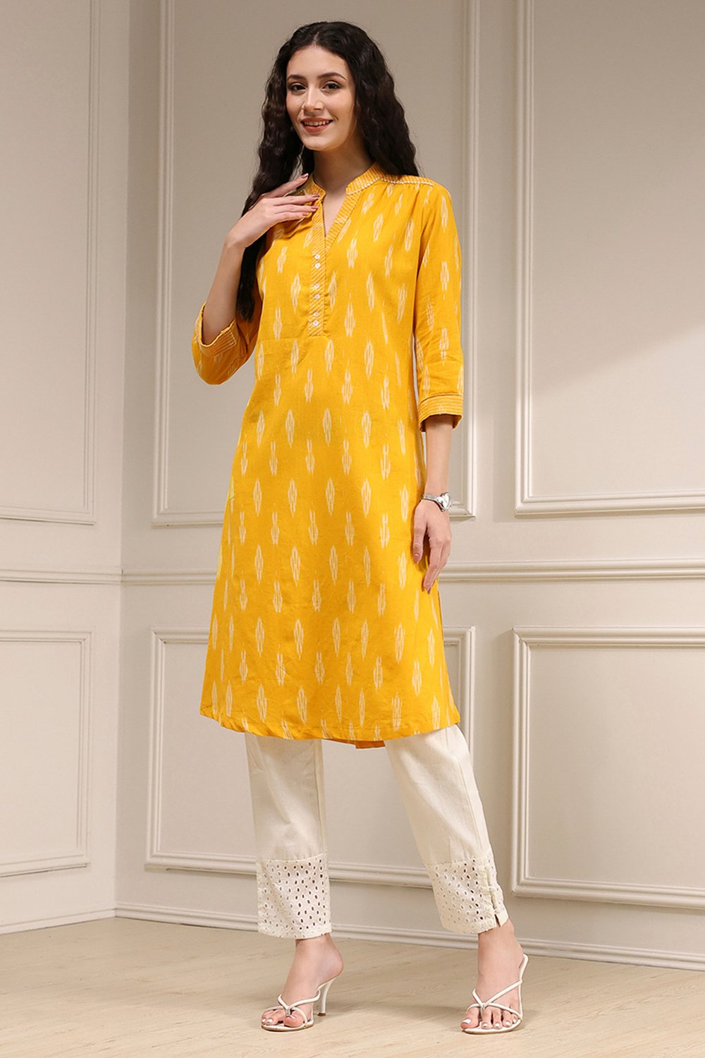 Yellow Cotton Straight Yarndyed Kurta image number 5