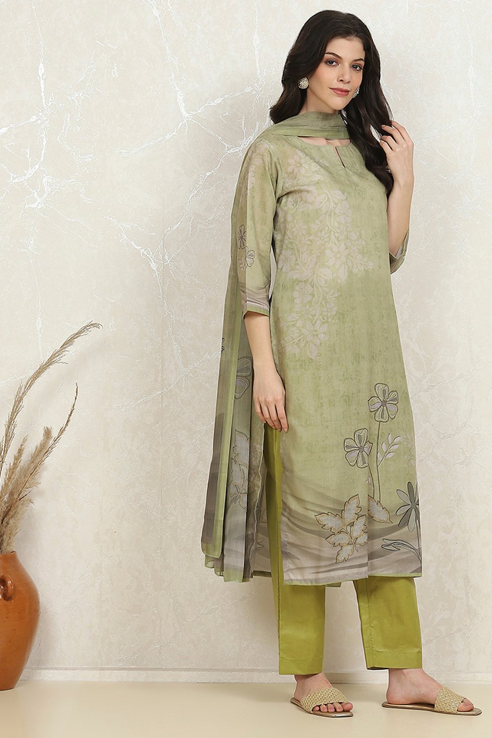 Green Cotton Unstitched Suit Set image number 6