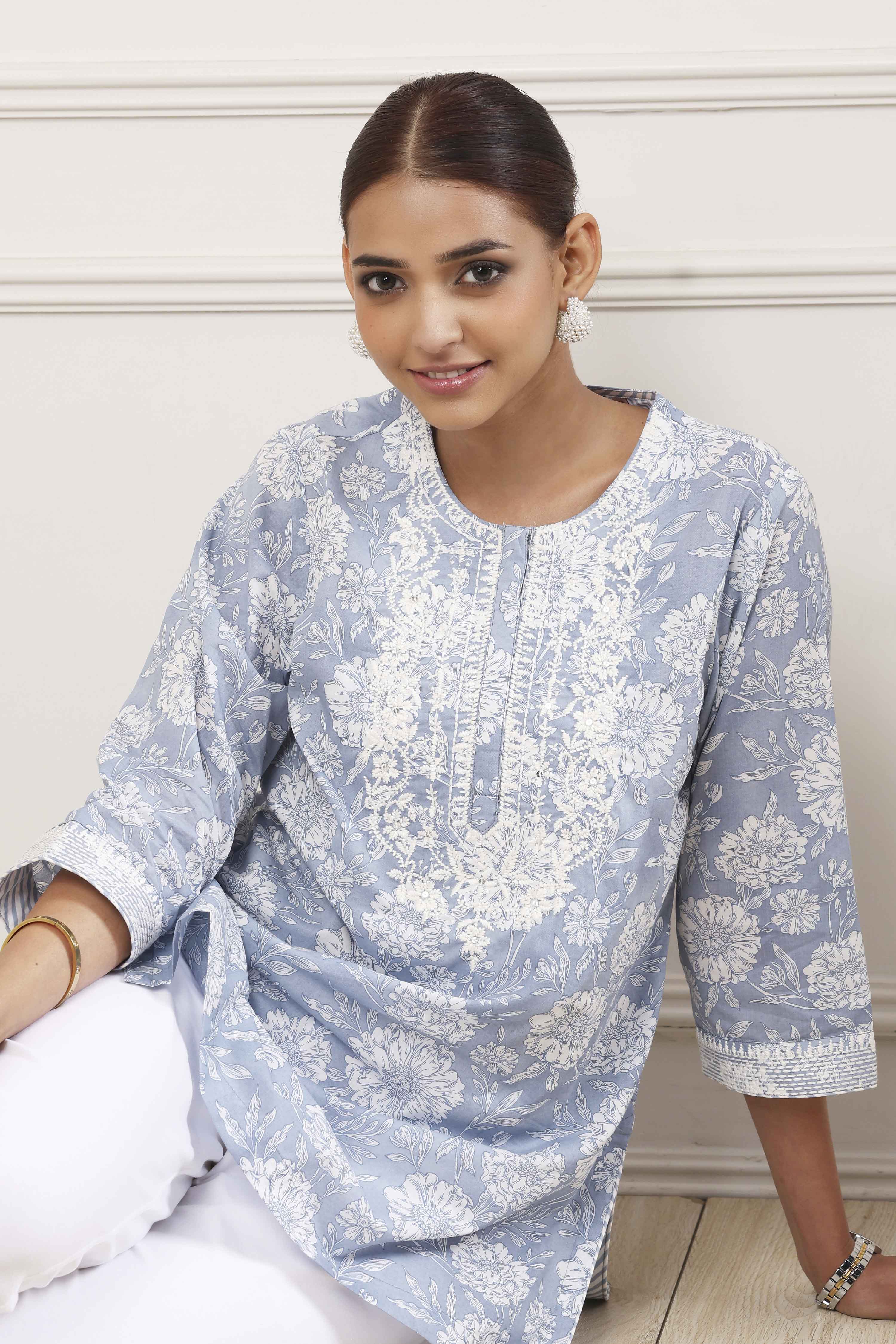Powder Blue Cotton Printed Short Kurta image number 0
