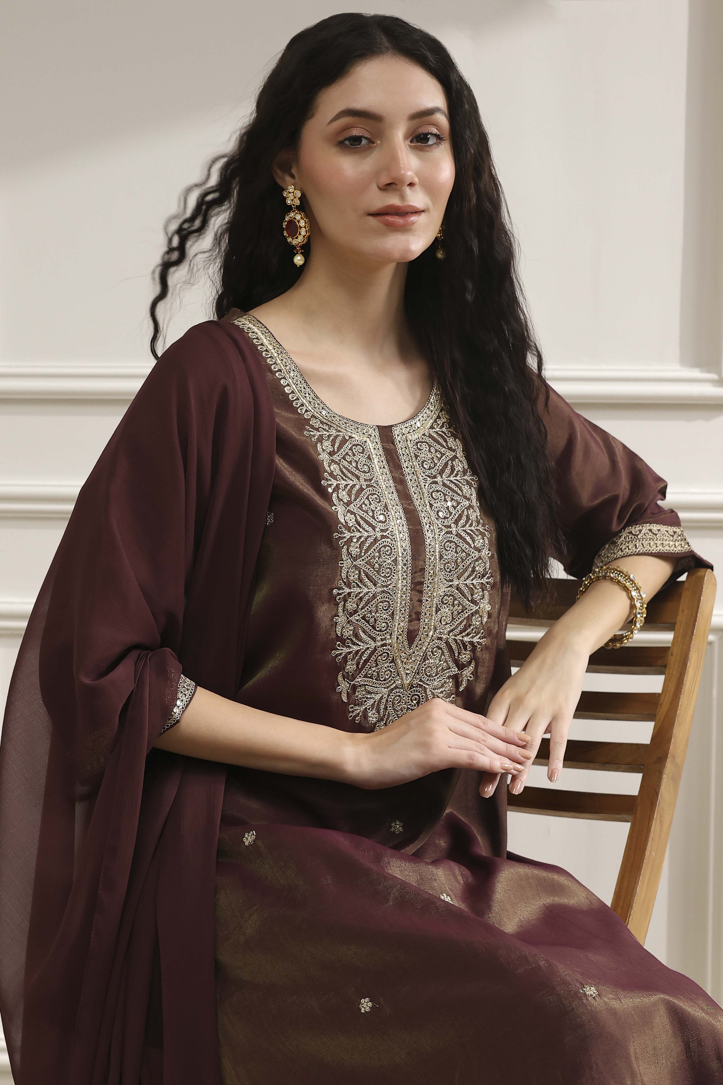 Green Viscose Rayon Straight Solid Suit Set image number 7