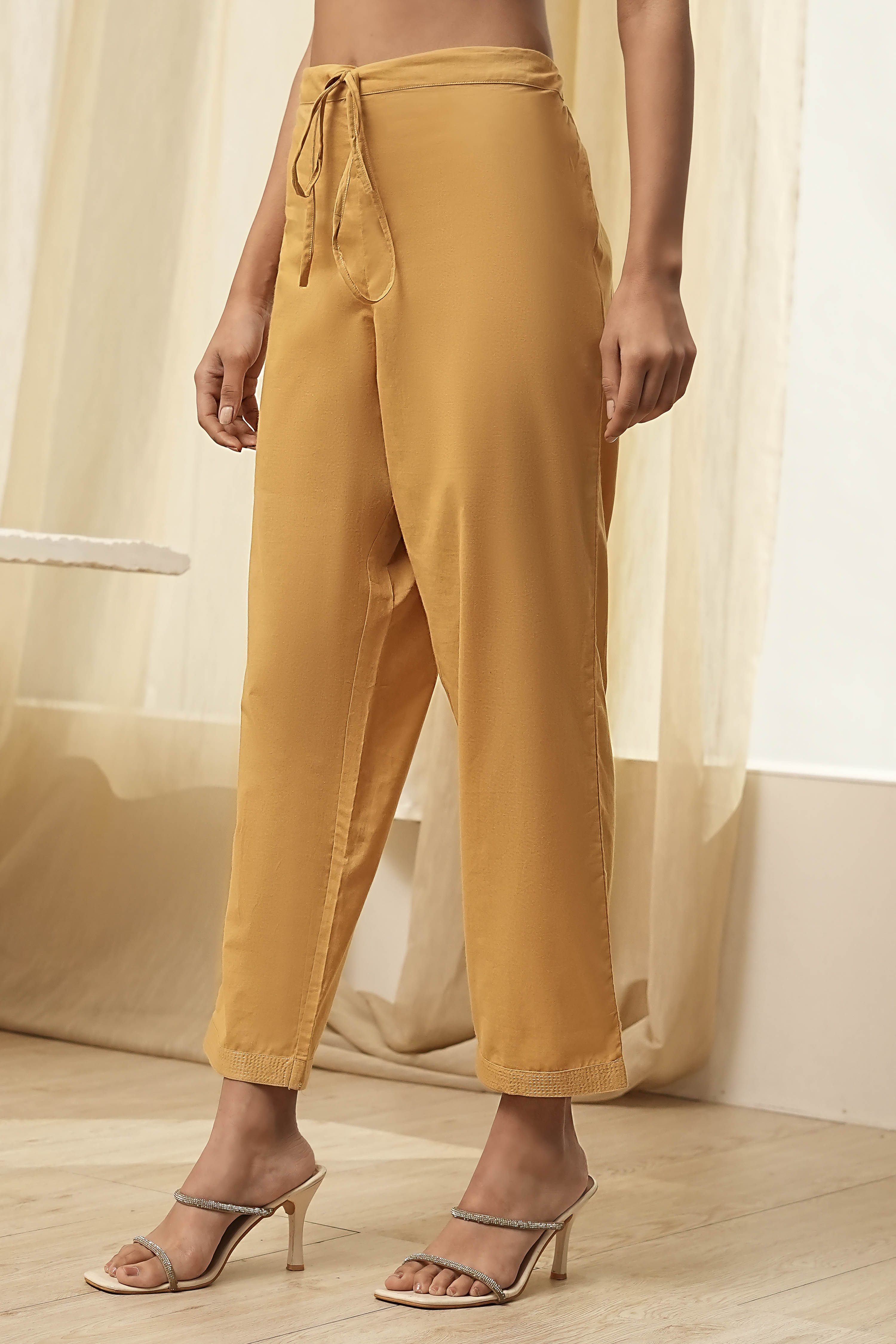 Cream-Colored Cotton Solid Regular Pants image number 2